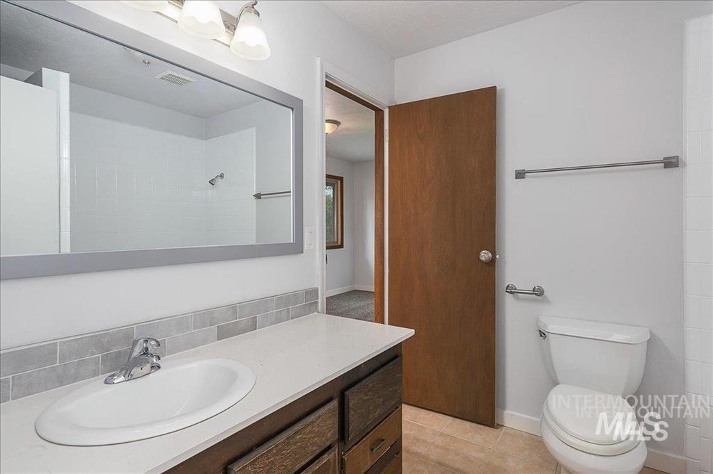 2304 N Montana Avenue, Caldwell, Idaho 83605, 1 Bedroom, 1 Bathroom, Residential Income For Sale, Price $799,900,MLS 98999582