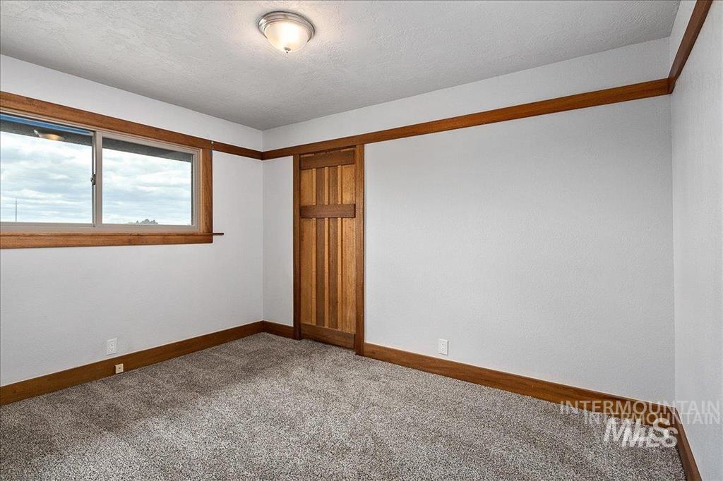 2304 N Montana Avenue, Caldwell, Idaho 83605, 1 Bedroom, 1 Bathroom, Residential Income For Sale, Price $799,900,MLS 98999582