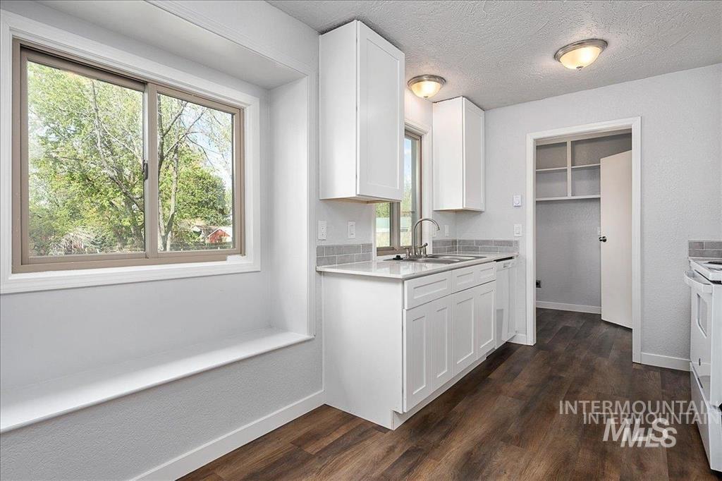 2304 N Montana Avenue, Caldwell, Idaho 83605, 1 Bedroom, 1 Bathroom, Residential Income For Sale, Price $799,900,MLS 98999582