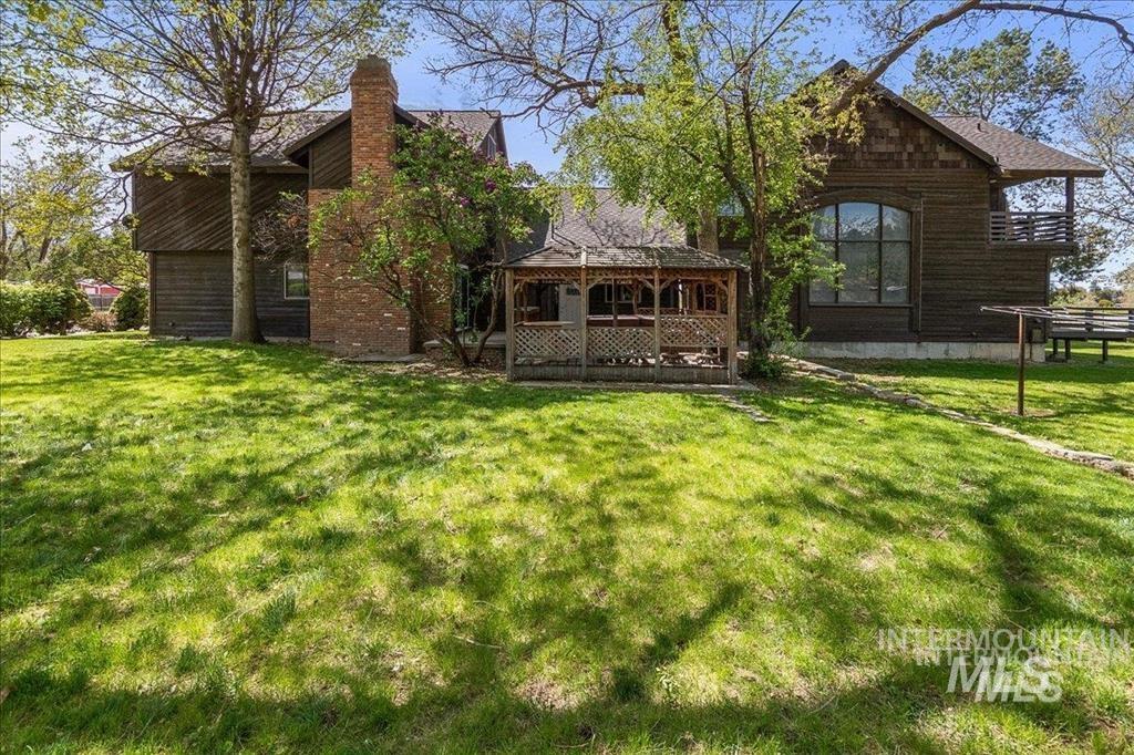 2304 N Montana Avenue, Caldwell, Idaho 83605, 1 Bedroom, 1 Bathroom, Residential Income For Sale, Price $799,900,MLS 98999582