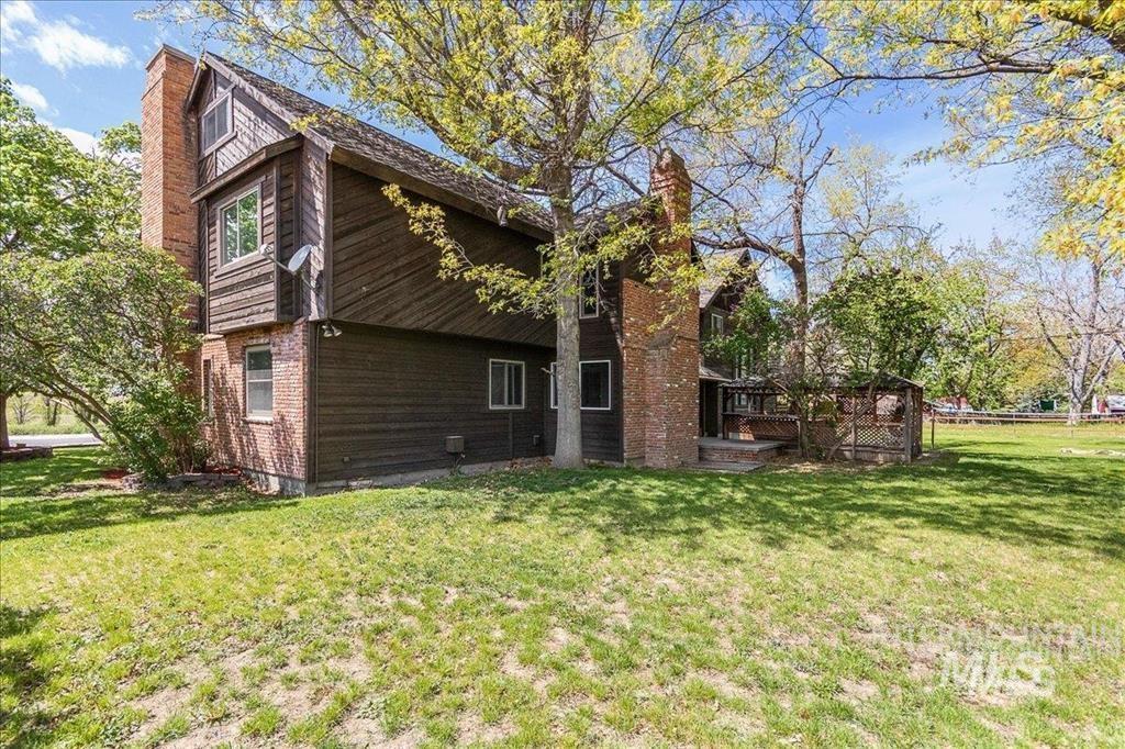 2304 N Montana Avenue, Caldwell, Idaho 83605, 1 Bedroom, 1 Bathroom, Residential Income For Sale, Price $799,900,MLS 98999582