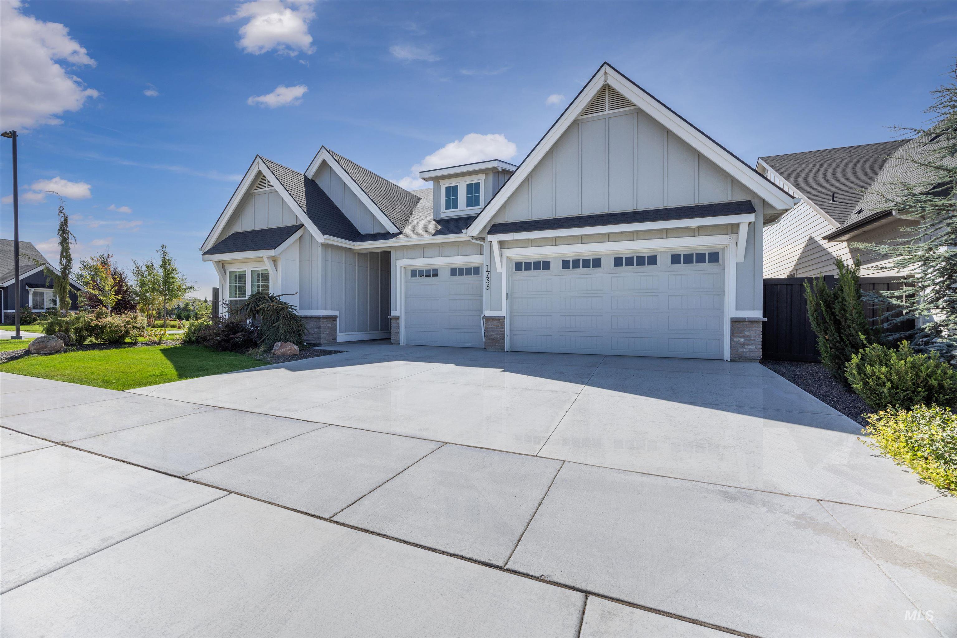 1733 E Mount Maria St, Meridian, Idaho 83642, 3 Bedrooms, 2.5 Bathrooms, Residential For Sale, Price $799,777,MLS 98999583