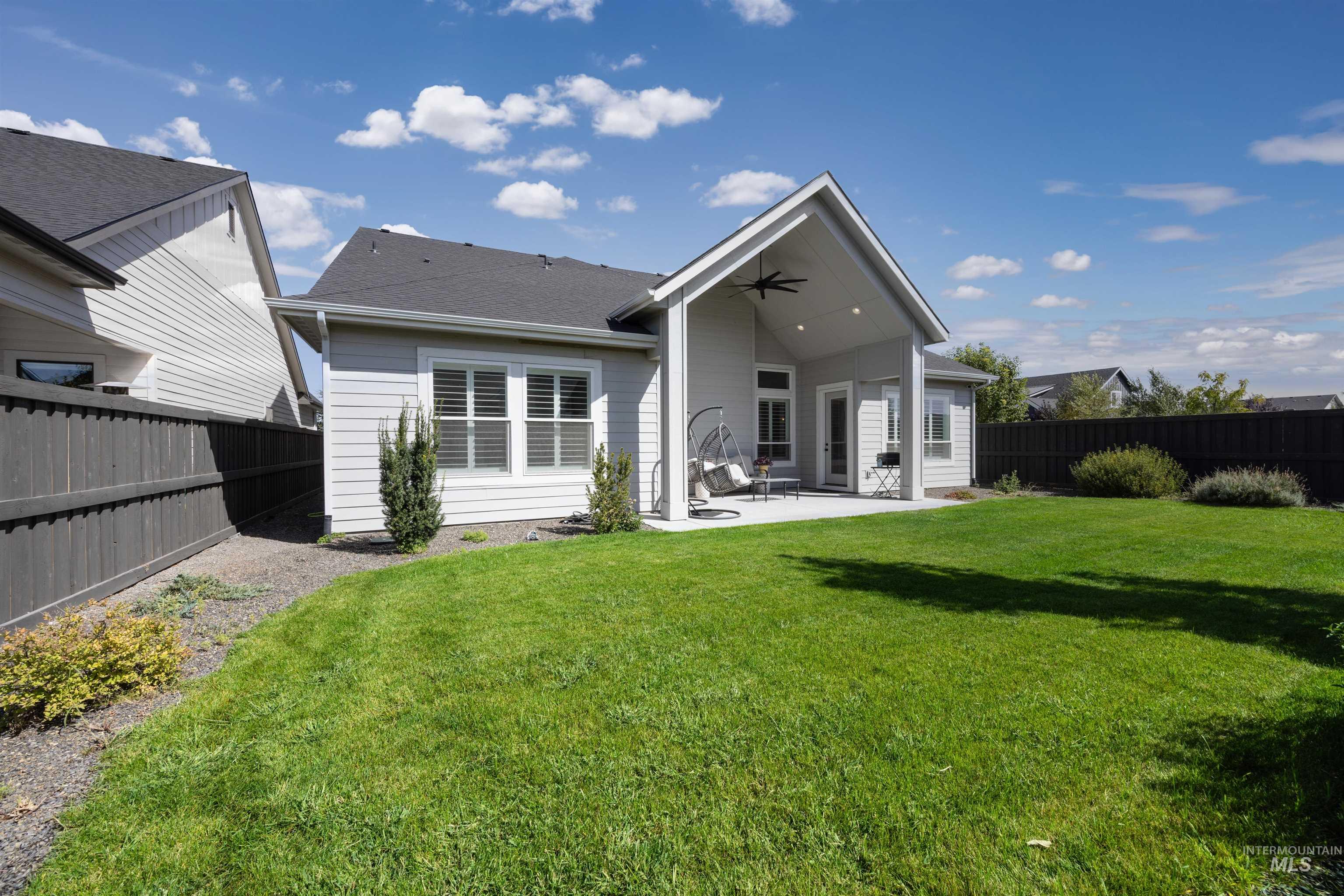 1733 E Mount Maria St, Meridian, Idaho 83642, 3 Bedrooms, 2.5 Bathrooms, Residential For Sale, Price $799,777,MLS 98999583