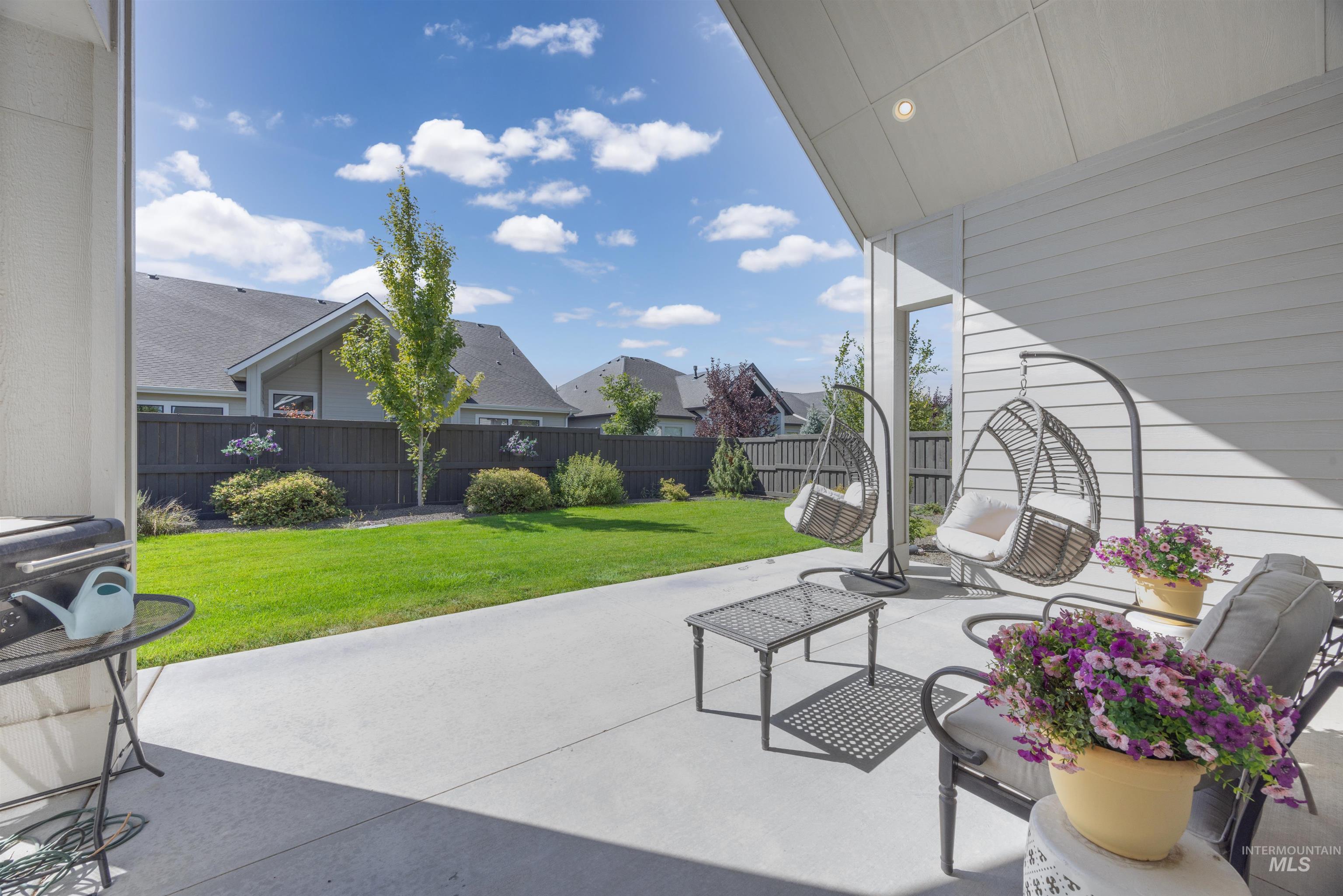 1733 E Mount Maria St, Meridian, Idaho 83642, 3 Bedrooms, 2.5 Bathrooms, Residential For Sale, Price $799,777,MLS 98999583