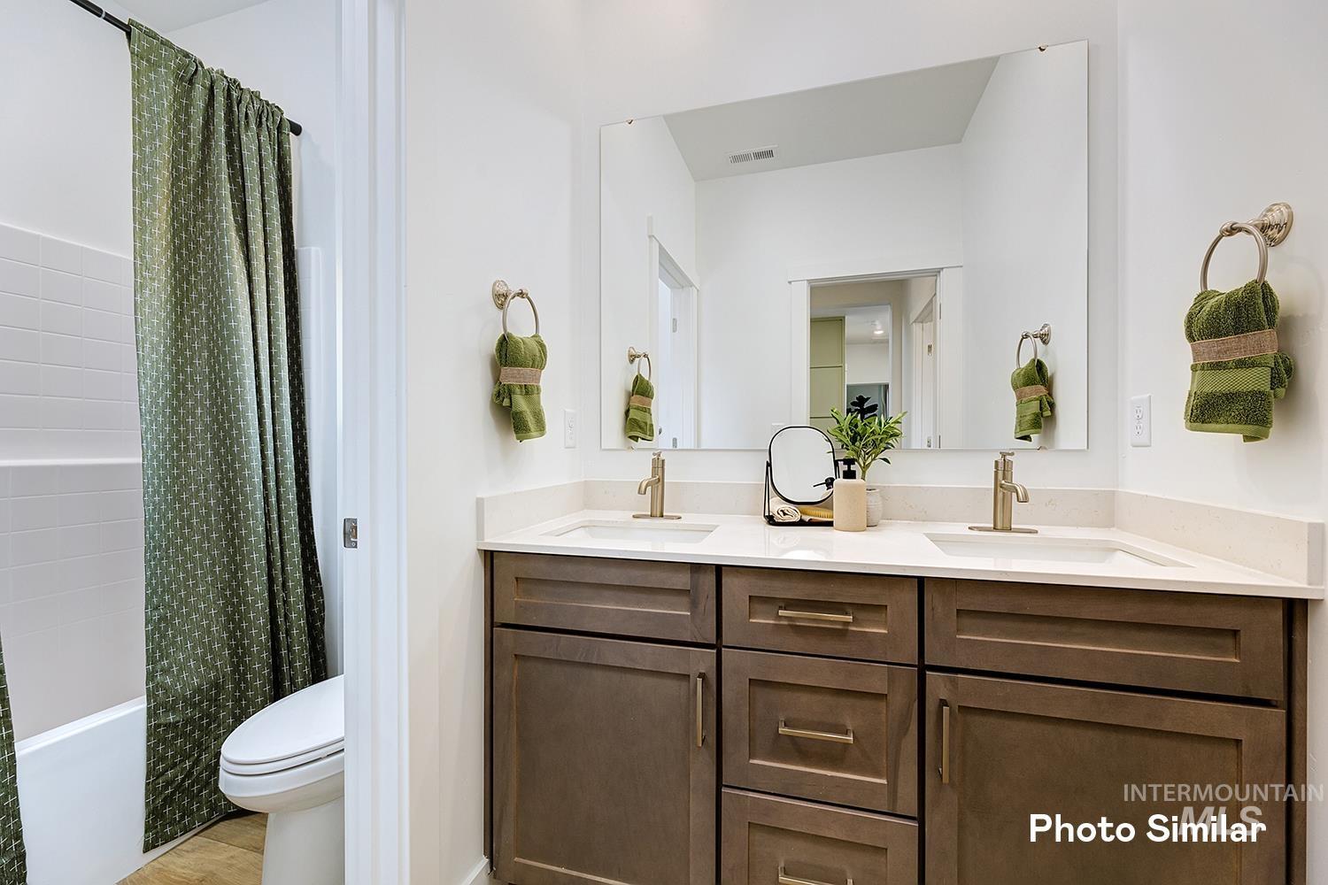 7093 N Waverly Lavon Way, Meridian, Idaho 83646, 4 Bedrooms, 2 Bathrooms, Residential For Sale, Price $528,900,MLS 98999585