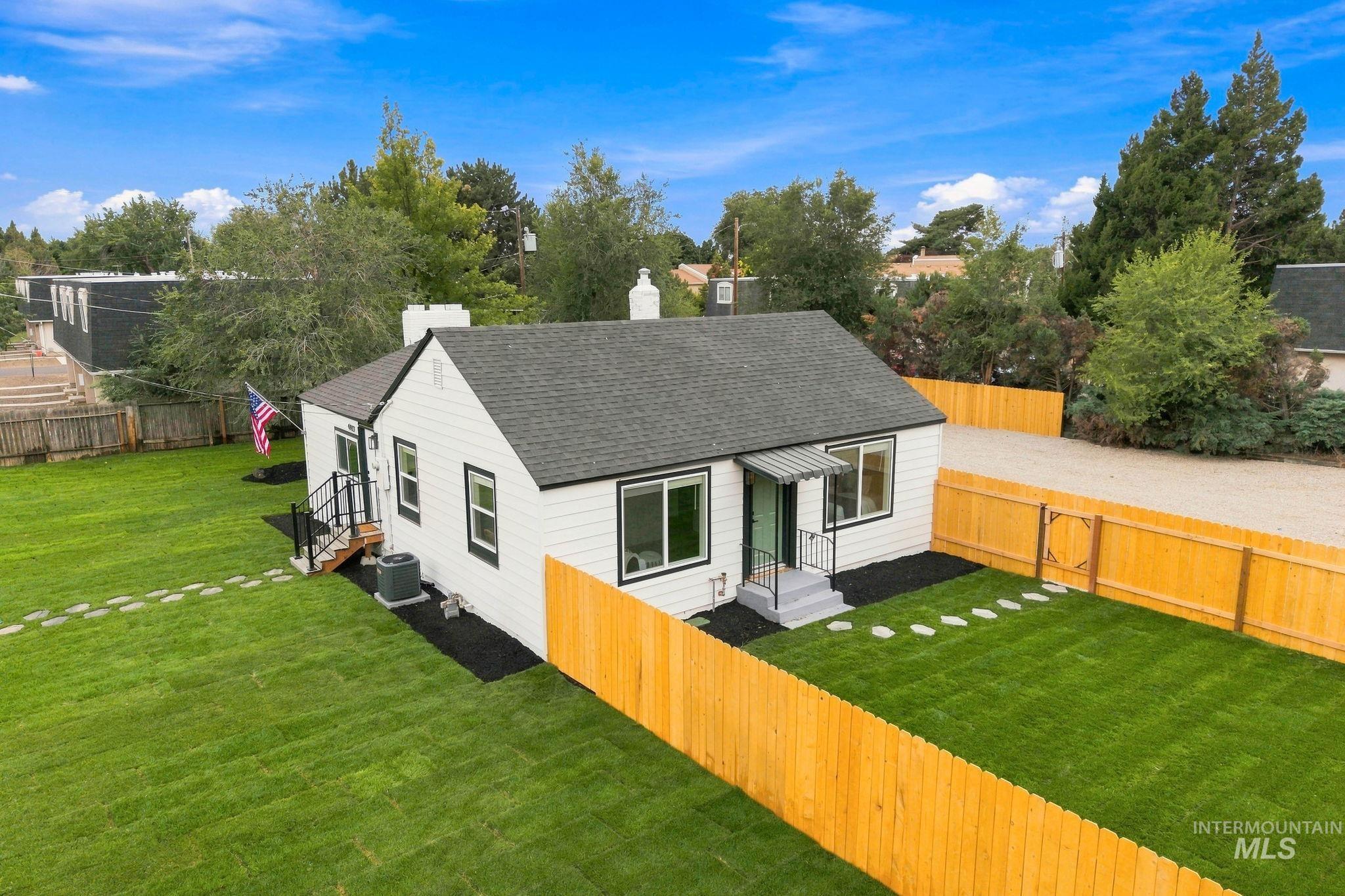 4803 W Targee St, Boise, Idaho 83705, 3 Bedrooms, 2 Bathrooms, Residential For Sale, Price $475,000,MLS 98999586