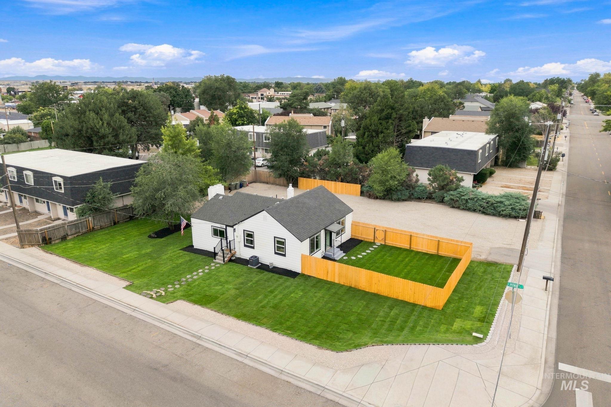 4803 W Targee St, Boise, Idaho 83705, 3 Bedrooms, 2 Bathrooms, Residential For Sale, Price $475,000,MLS 98999586
