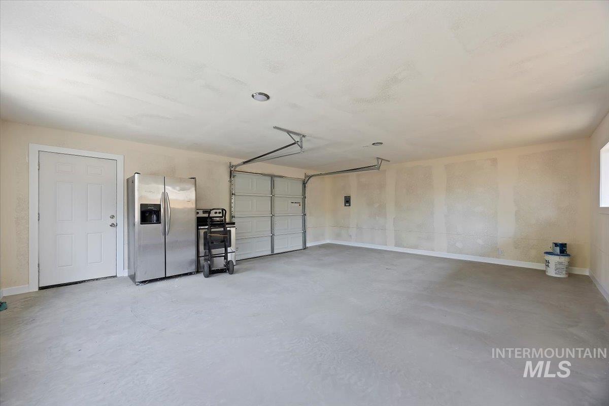 235 Washington St N, Twin Falls, Idaho 83301, 4 Bedrooms, 2 Bathrooms, Residential For Sale, Price $400,000,MLS 98999587