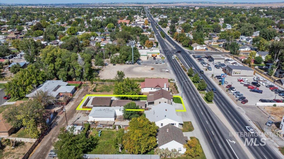 235 Washington St N, Twin Falls, Idaho 83301, 4 Bedrooms, 2 Bathrooms, Residential For Sale, Price $400,000,MLS 98999587