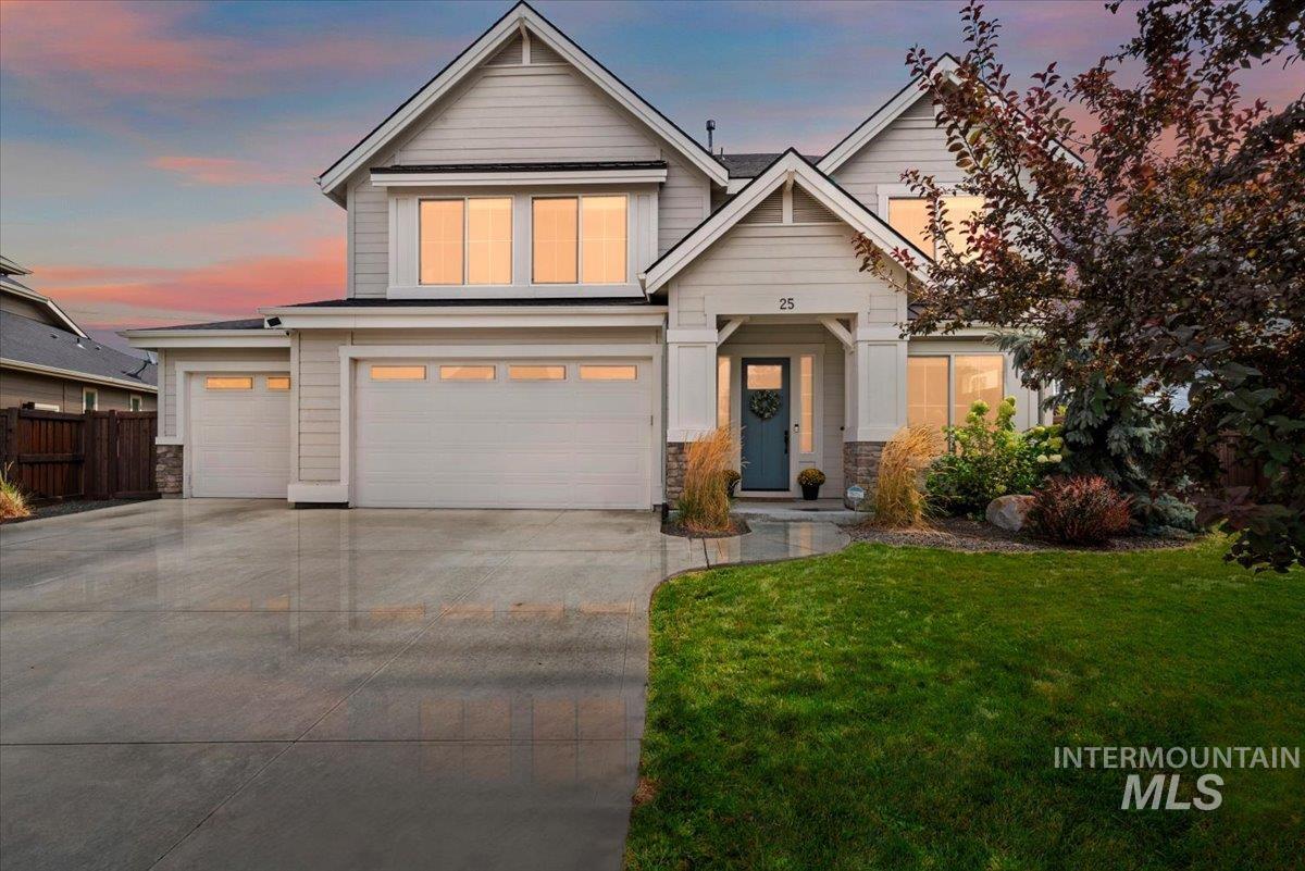 25 W Heston Dr, Meridian, Idaho 83646, 4 Bedrooms, 3 Bathrooms, Residential For Sale, Price $799,999,MLS 98999588