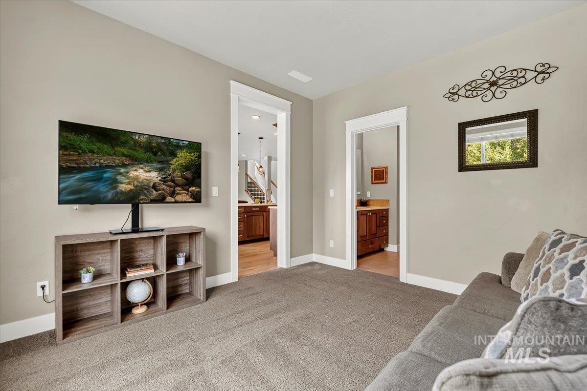 25 W Heston Dr, Meridian, Idaho 83646, 4 Bedrooms, 3 Bathrooms, Residential For Sale, Price $799,999,MLS 98999588