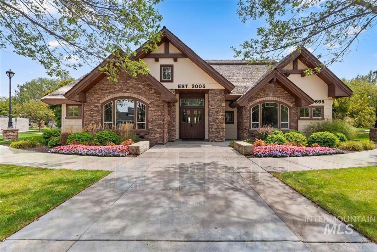 25 W Heston Dr, Meridian, Idaho 83646, 4 Bedrooms, 3 Bathrooms, Residential For Sale, Price $799,999,MLS 98999588