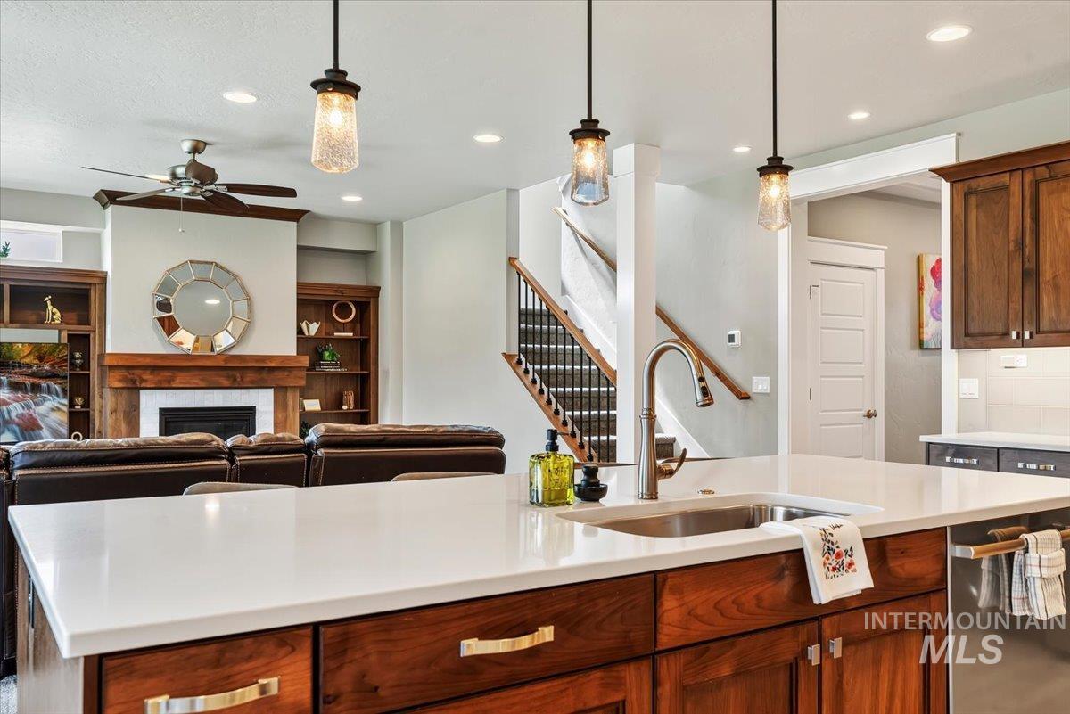 25 W Heston Dr, Meridian, Idaho 83646, 4 Bedrooms, 3 Bathrooms, Residential For Sale, Price $799,999,MLS 98999588