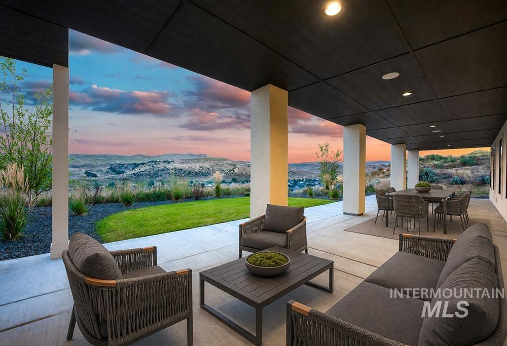 20141 N Swire Green Way, Eagle, Idaho 83714, 4 Bedrooms, 3.5 Bathrooms, Residential For Sale, Price $1,399,900,MLS 98999604