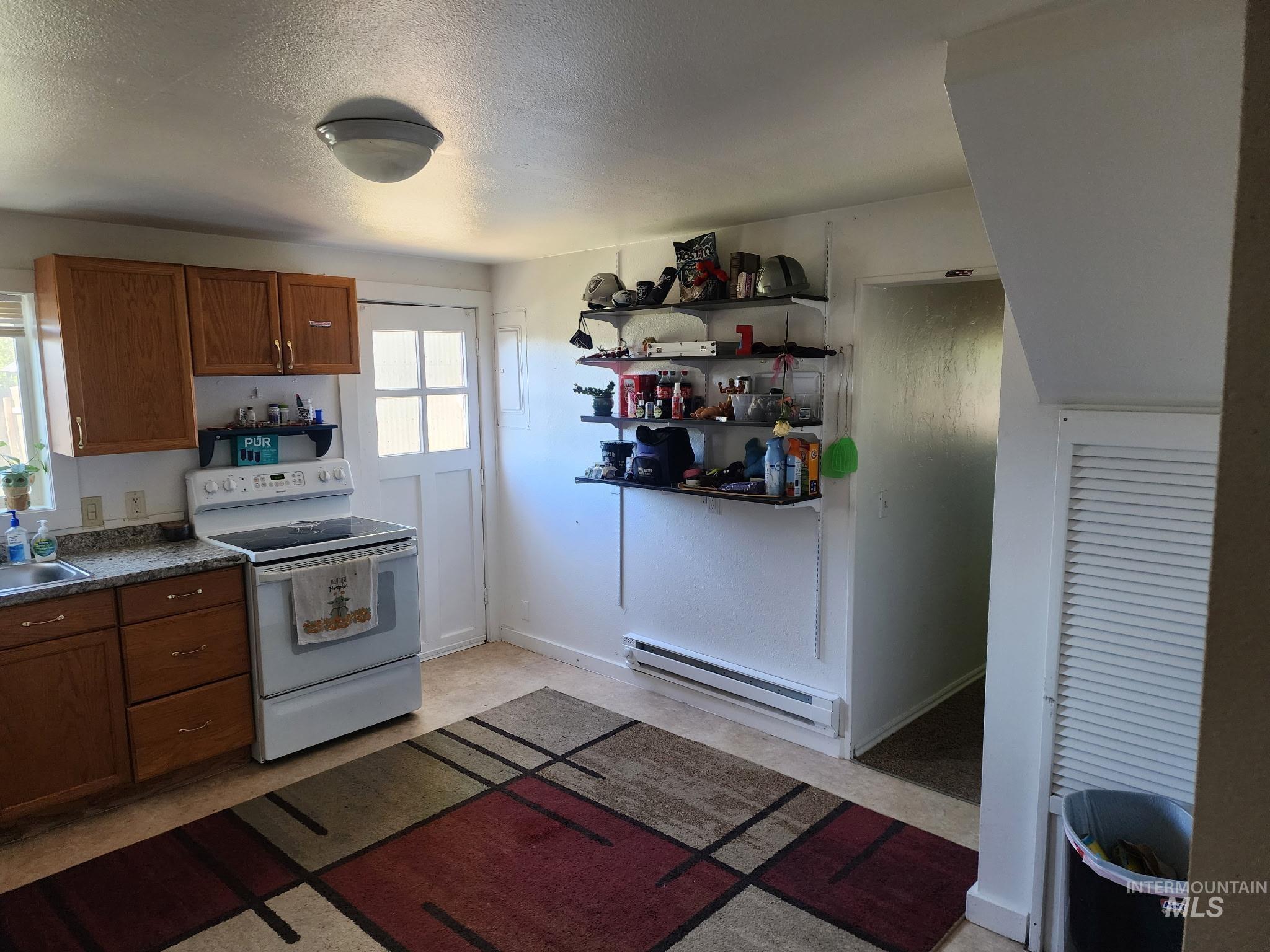 318 E Camas Ave, Fairfield, Idaho 83327, 3 Bedrooms, 1 Bathroom, Residential For Sale, Price $329,900,MLS 98999605