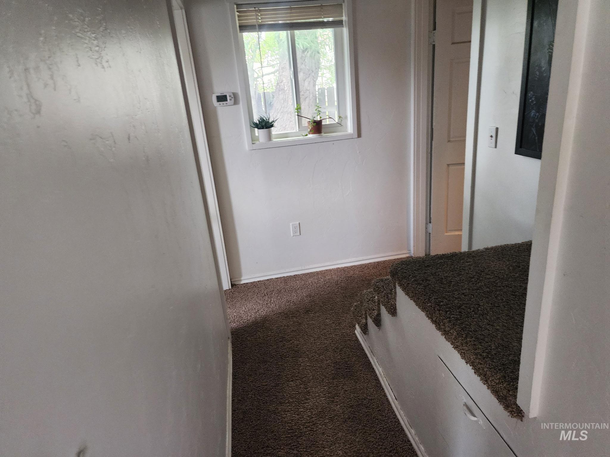 318 E Camas Ave, Fairfield, Idaho 83327, 3 Bedrooms, 1 Bathroom, Residential For Sale, Price $329,900,MLS 98999605