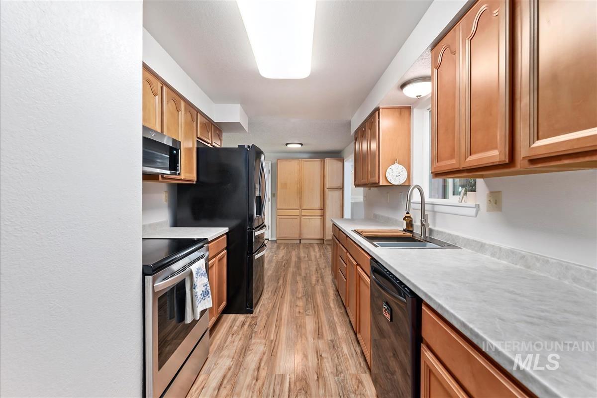 5344 W Malad St, Boise, Idaho 83705, 4 Bedrooms, 2 Bathrooms, Residential For Sale, Price $523,000,MLS 98999607