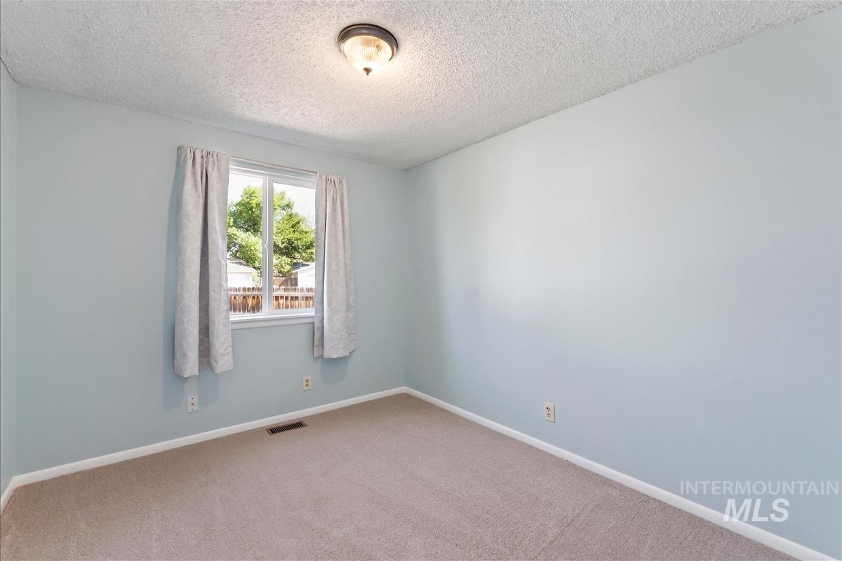 5344 W Malad St, Boise, Idaho 83705, 4 Bedrooms, 2 Bathrooms, Residential For Sale, Price $523,000,MLS 98999607