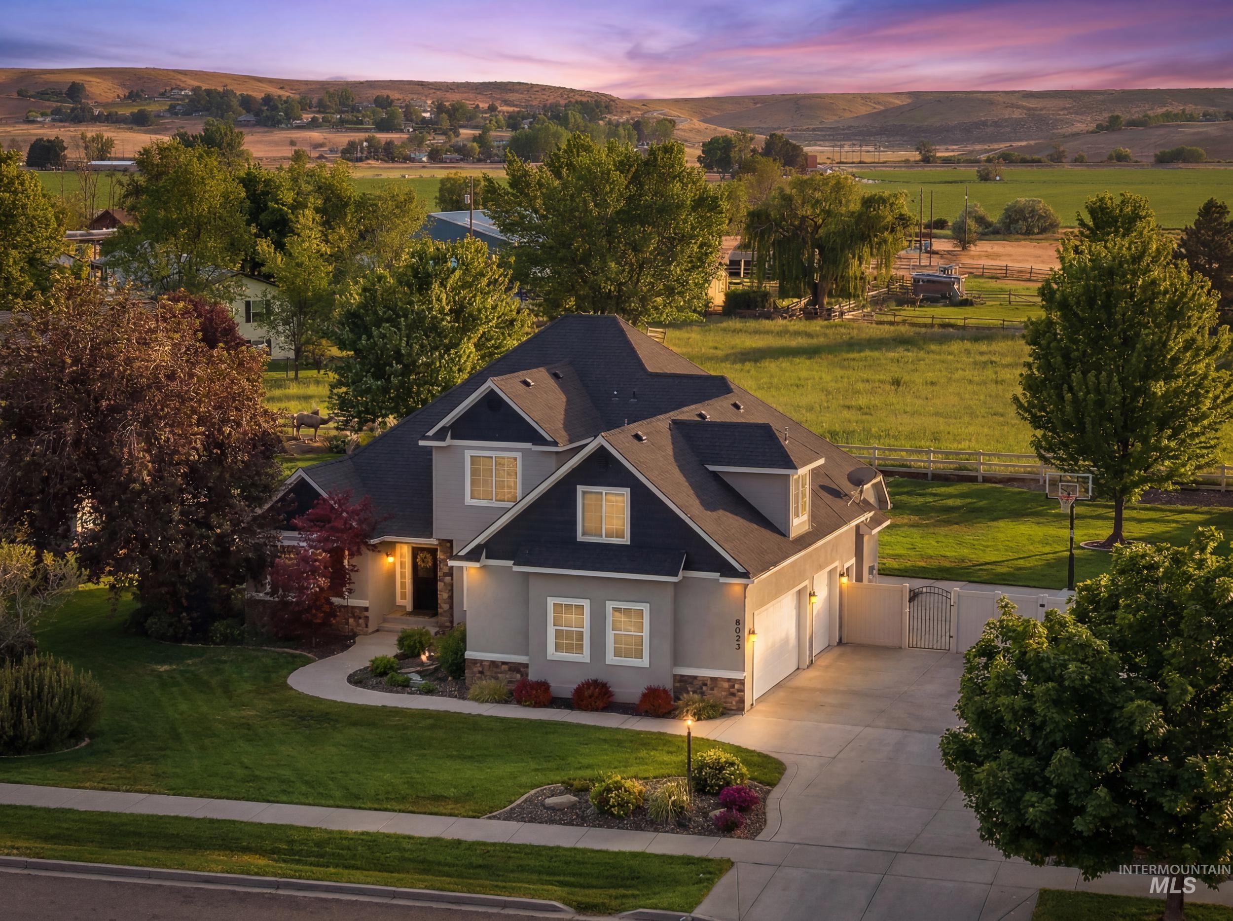 8023 W. Madronawoods Ct, Boise, Idaho 83709, 5 Bedrooms, 2.5 Bathrooms, Residential For Sale, Price $759,000,MLS 98999608