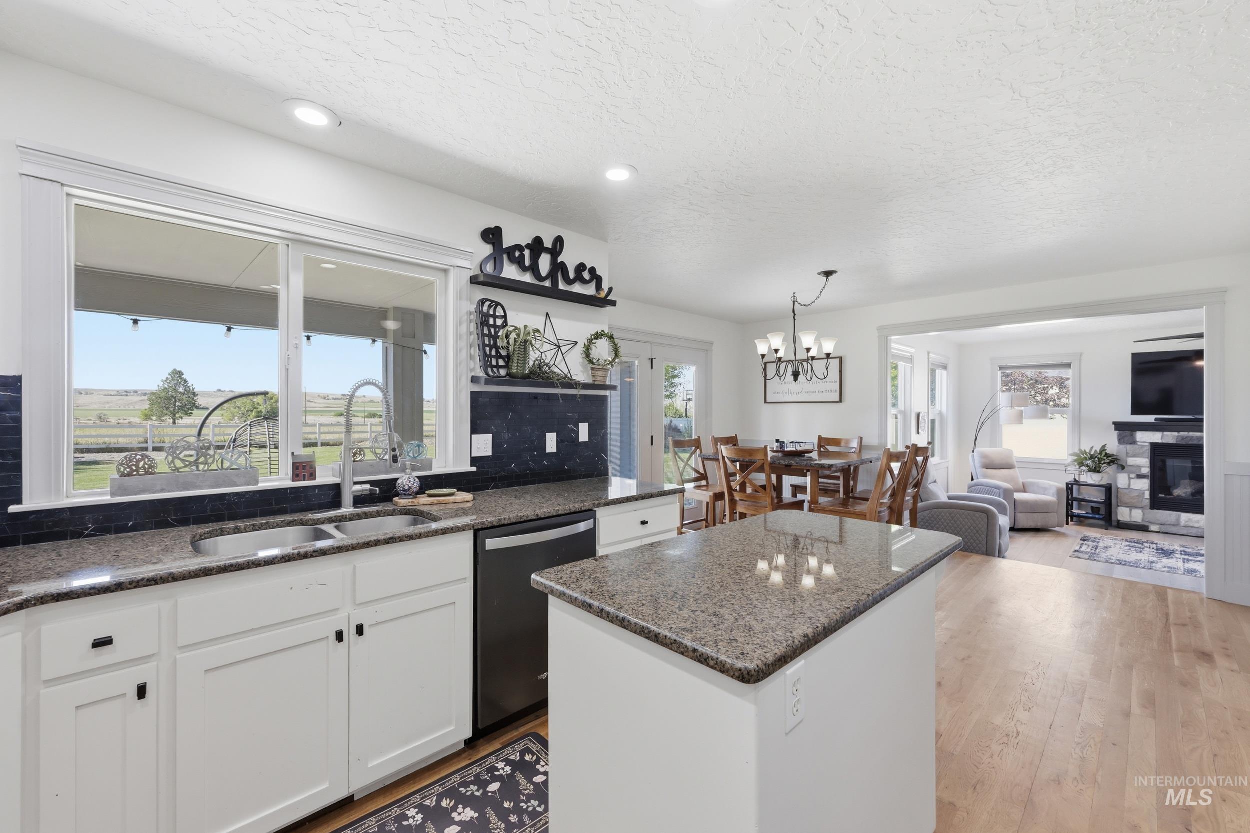 8023 W. Madronawoods Ct, Boise, Idaho 83709, 5 Bedrooms, 2.5 Bathrooms, Residential For Sale, Price $759,000,MLS 98999608