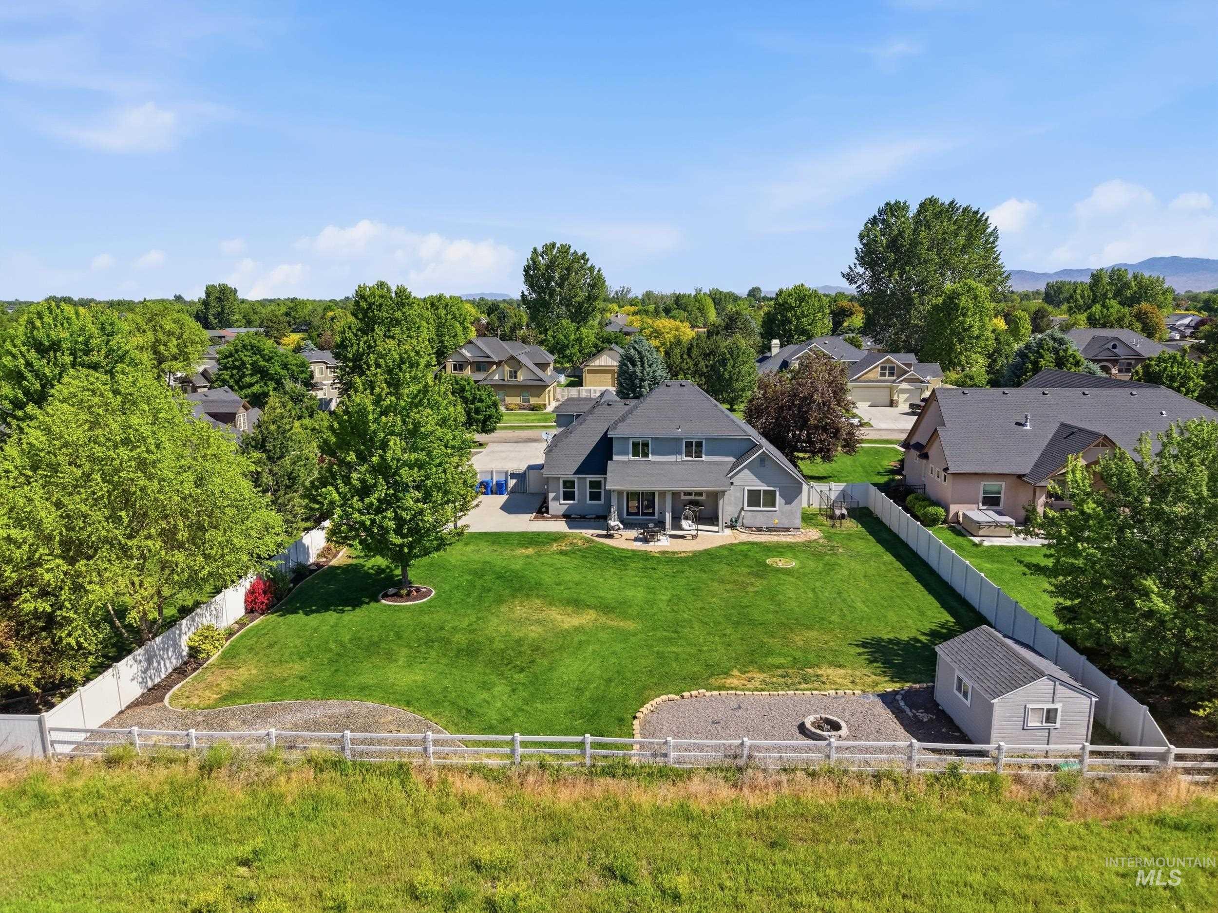 8023 W. Madronawoods Ct, Boise, Idaho 83709, 5 Bedrooms, 2.5 Bathrooms, Residential For Sale, Price $759,000,MLS 98999608