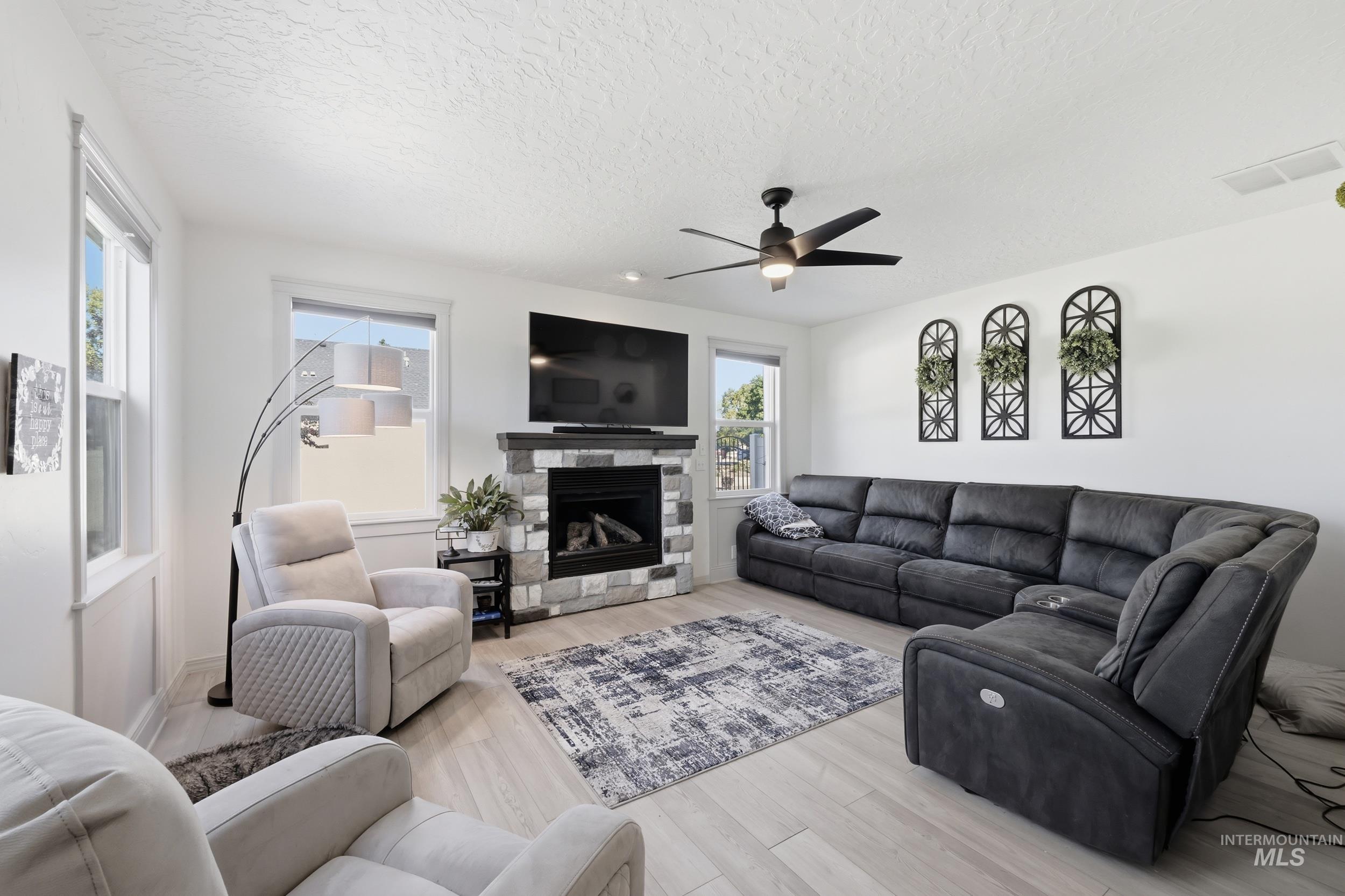 8023 W. Madronawoods Ct, Boise, Idaho 83709, 5 Bedrooms, 2.5 Bathrooms, Residential For Sale, Price $759,000,MLS 98999608