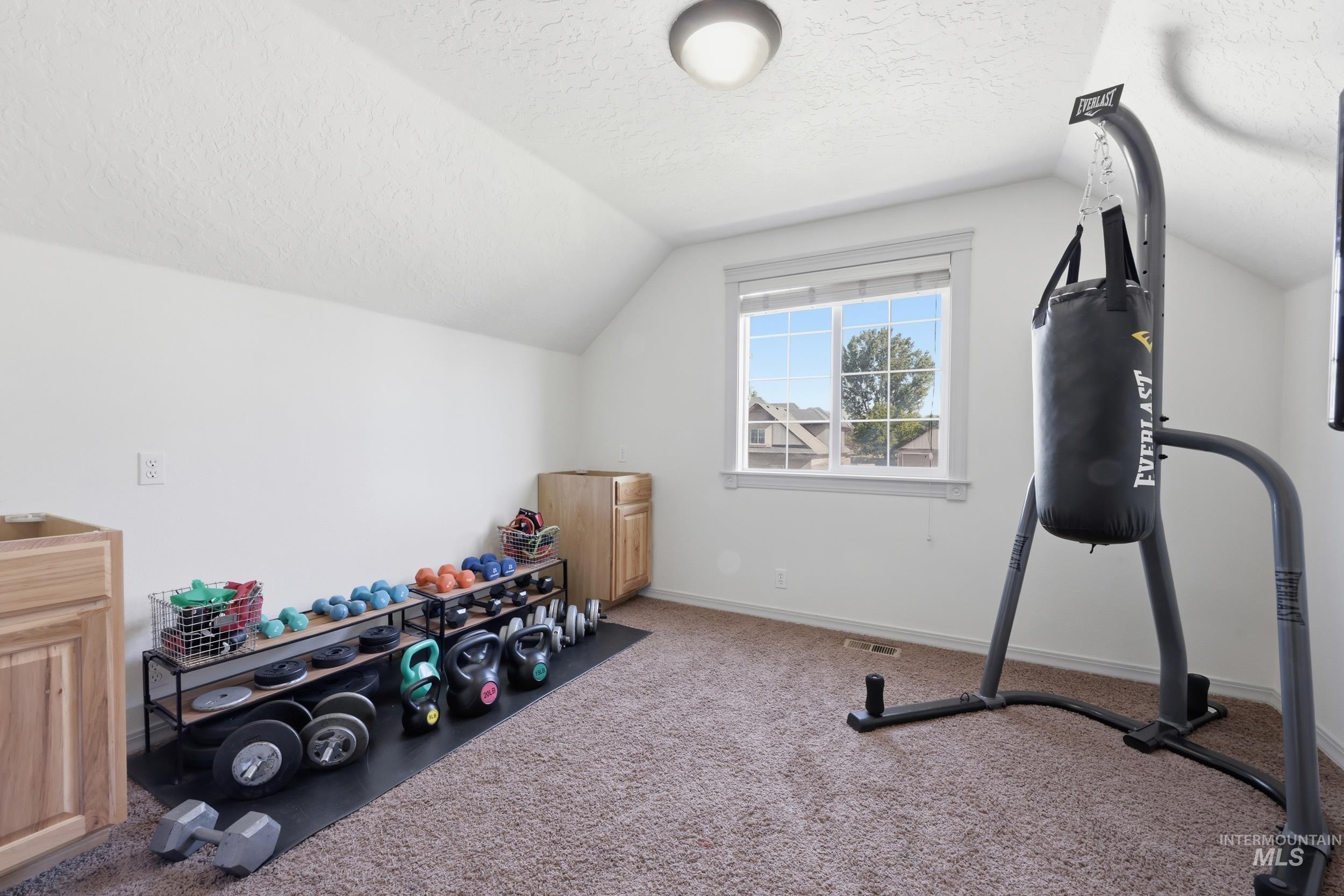 8023 W. Madronawoods Ct, Boise, Idaho 83709, 5 Bedrooms, 2.5 Bathrooms, Residential For Sale, Price $759,000,MLS 98999608