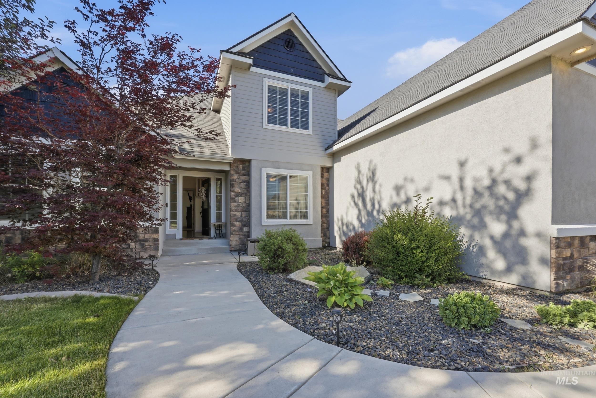 8023 W. Madronawoods Ct, Boise, Idaho 83709, 5 Bedrooms, 2.5 Bathrooms, Residential For Sale, Price $759,000,MLS 98999608