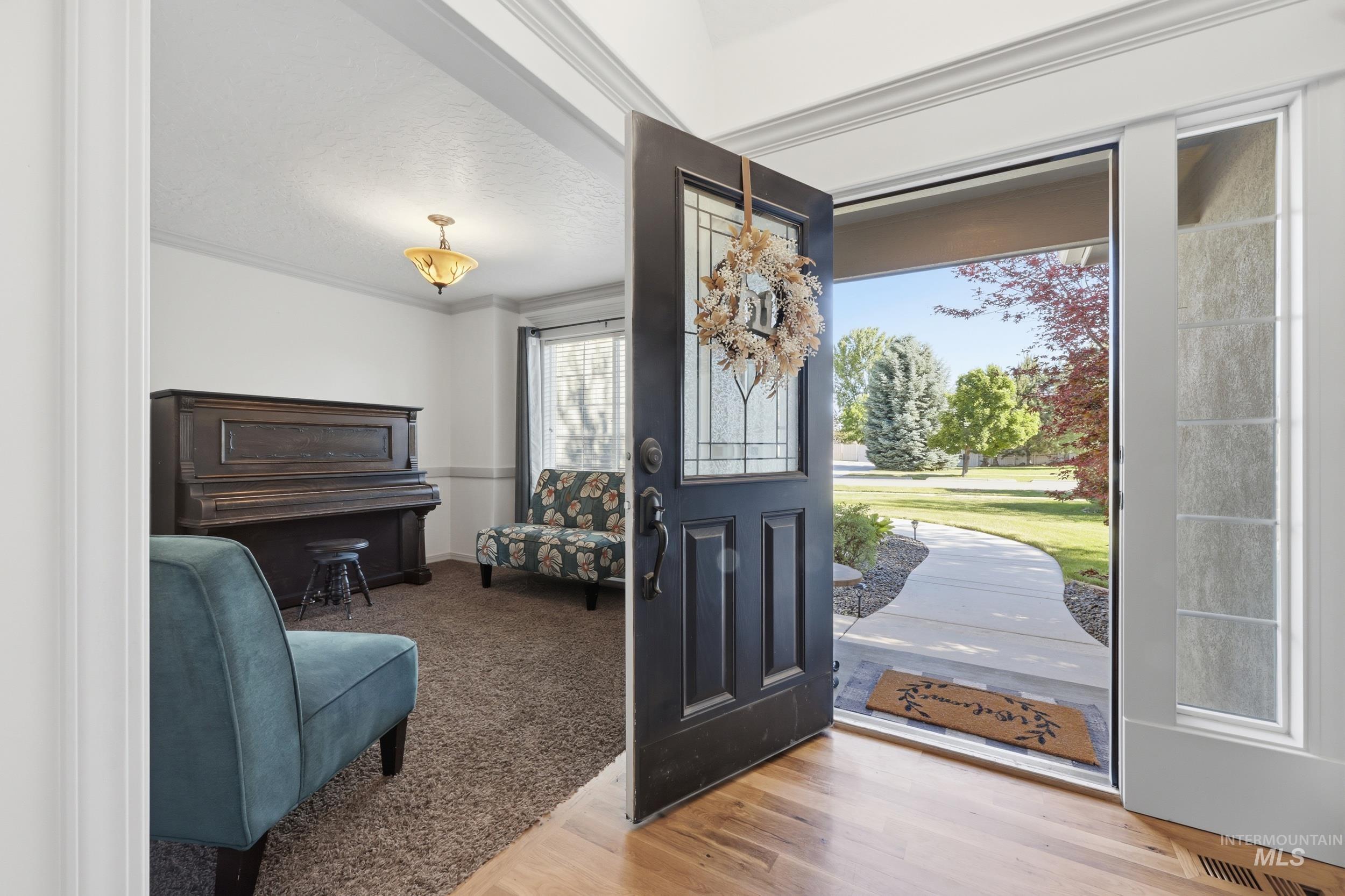 8023 W. Madronawoods Ct, Boise, Idaho 83709, 5 Bedrooms, 2.5 Bathrooms, Residential For Sale, Price $759,000,MLS 98999608