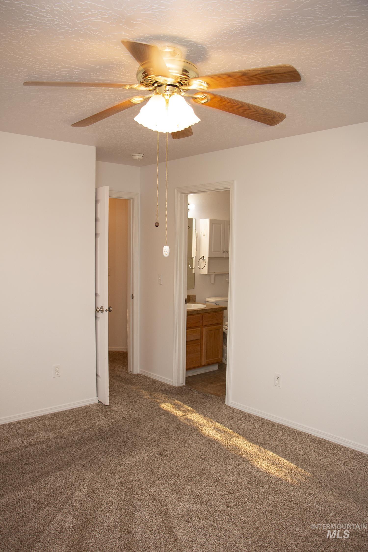 16559 Bayou Way, Caldwell, Idaho 83607, 3 Bedrooms, 2 Bathrooms, Residential For Sale, Price $355,000,MLS 98999610