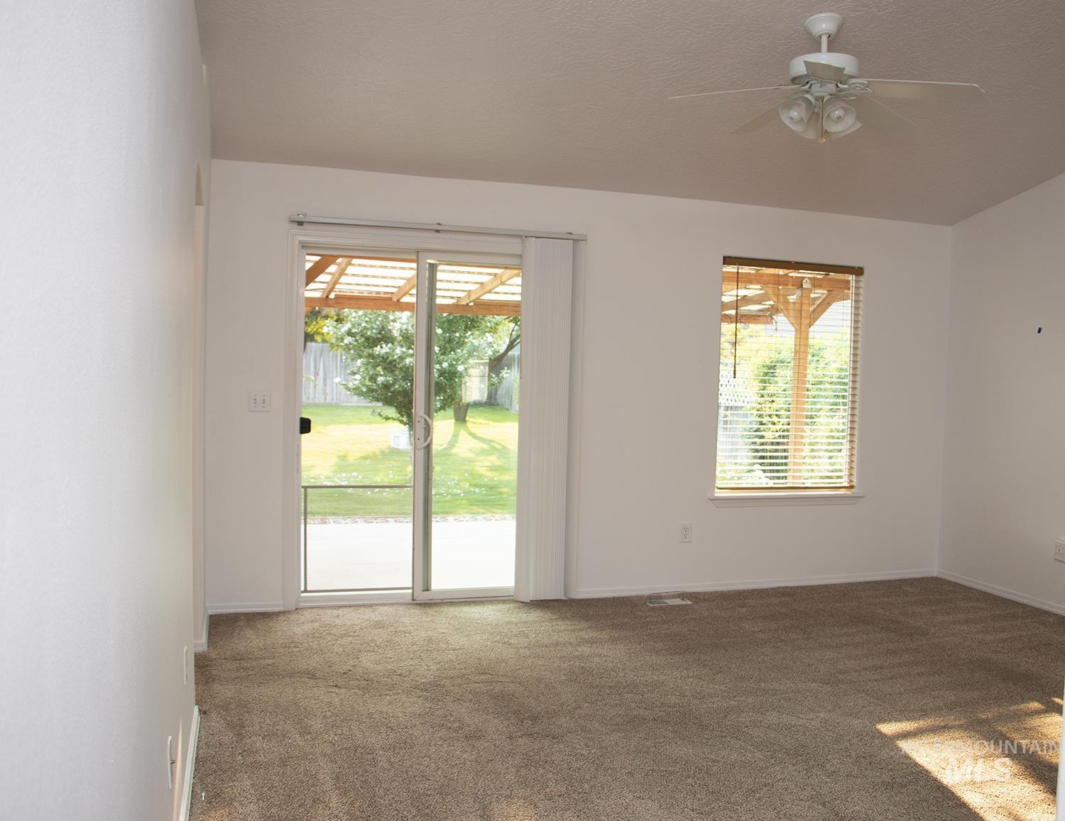 16559 Bayou Way, Caldwell, Idaho 83607, 3 Bedrooms, 2 Bathrooms, Residential For Sale, Price $355,000,MLS 98999610