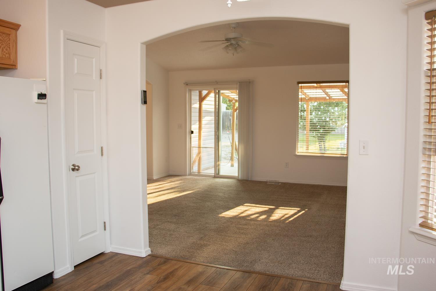 16559 Bayou Way, Caldwell, Idaho 83607, 3 Bedrooms, 2 Bathrooms, Residential For Sale, Price $355,000,MLS 98999610