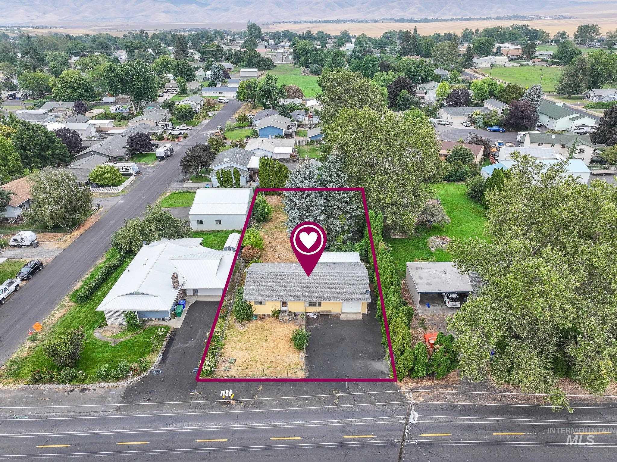1829 Powers Ave., Lewiston, Idaho 83501, 3 Bedrooms, 2 Bathrooms, Residential For Sale, Price $319,000,MLS 98999611