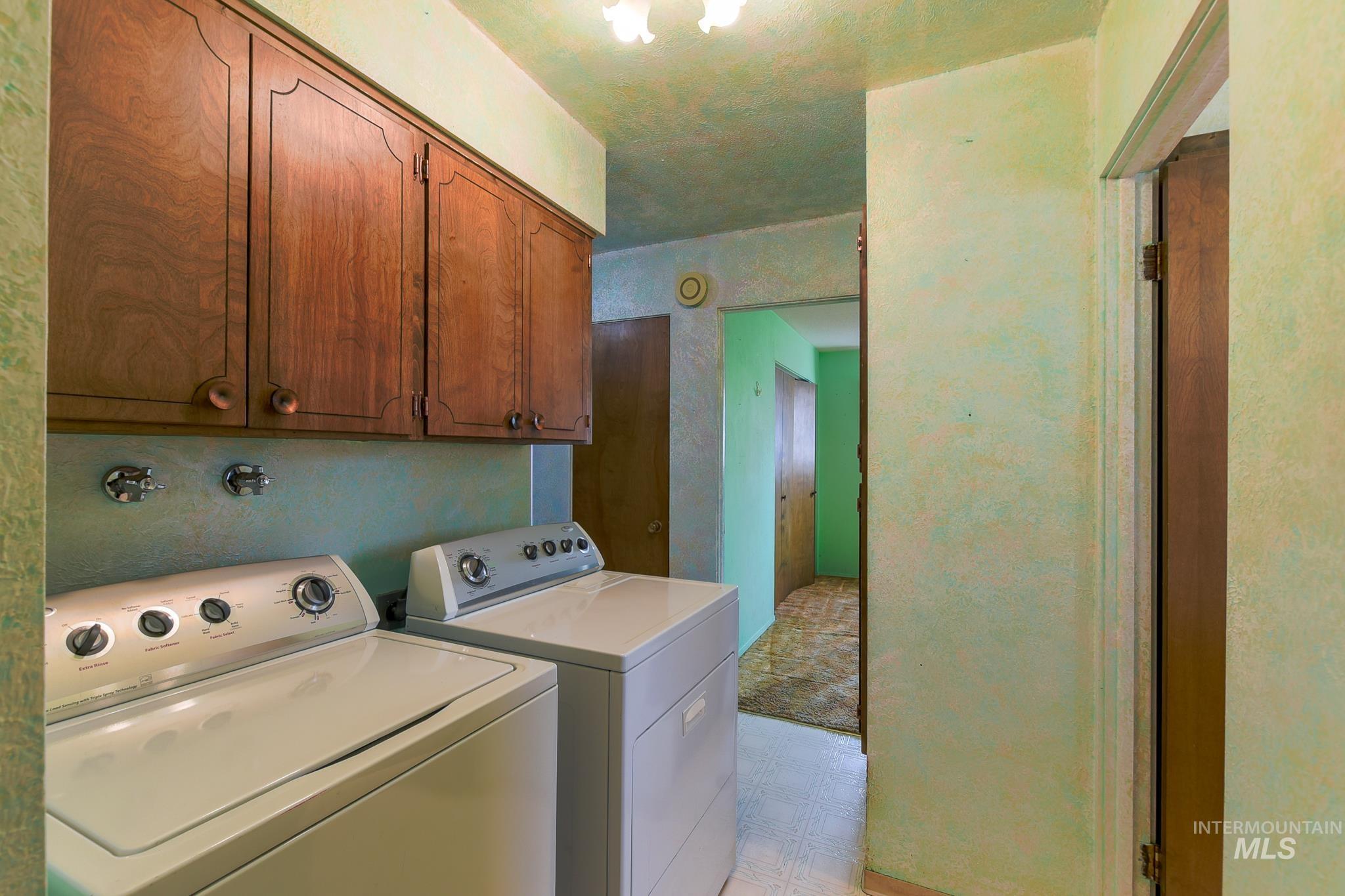 1829 Powers Ave., Lewiston, Idaho 83501, 3 Bedrooms, 2 Bathrooms, Residential For Sale, Price $319,000,MLS 98999611