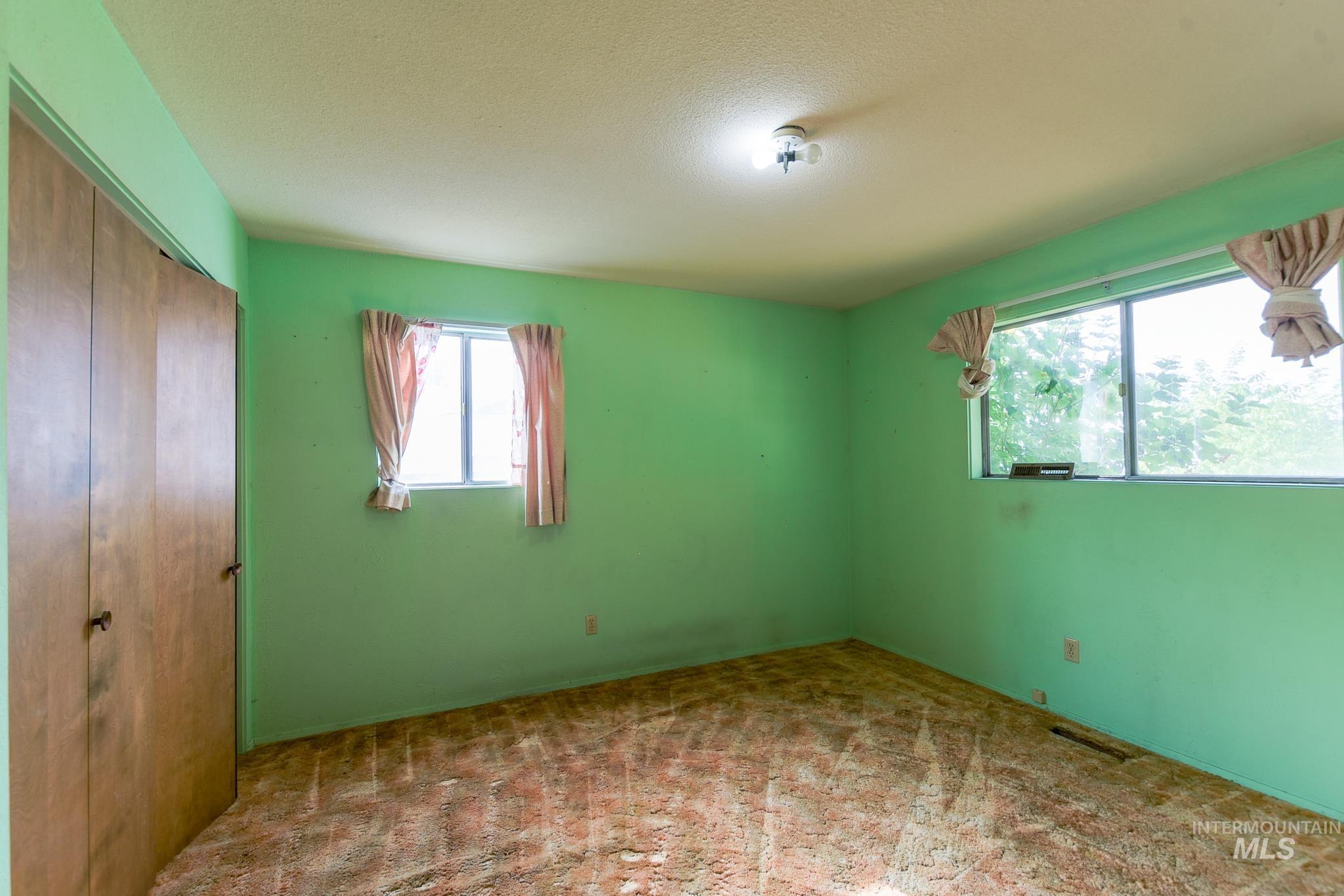 1829 Powers Ave., Lewiston, Idaho 83501, 3 Bedrooms, 2 Bathrooms, Residential For Sale, Price $319,000,MLS 98999611