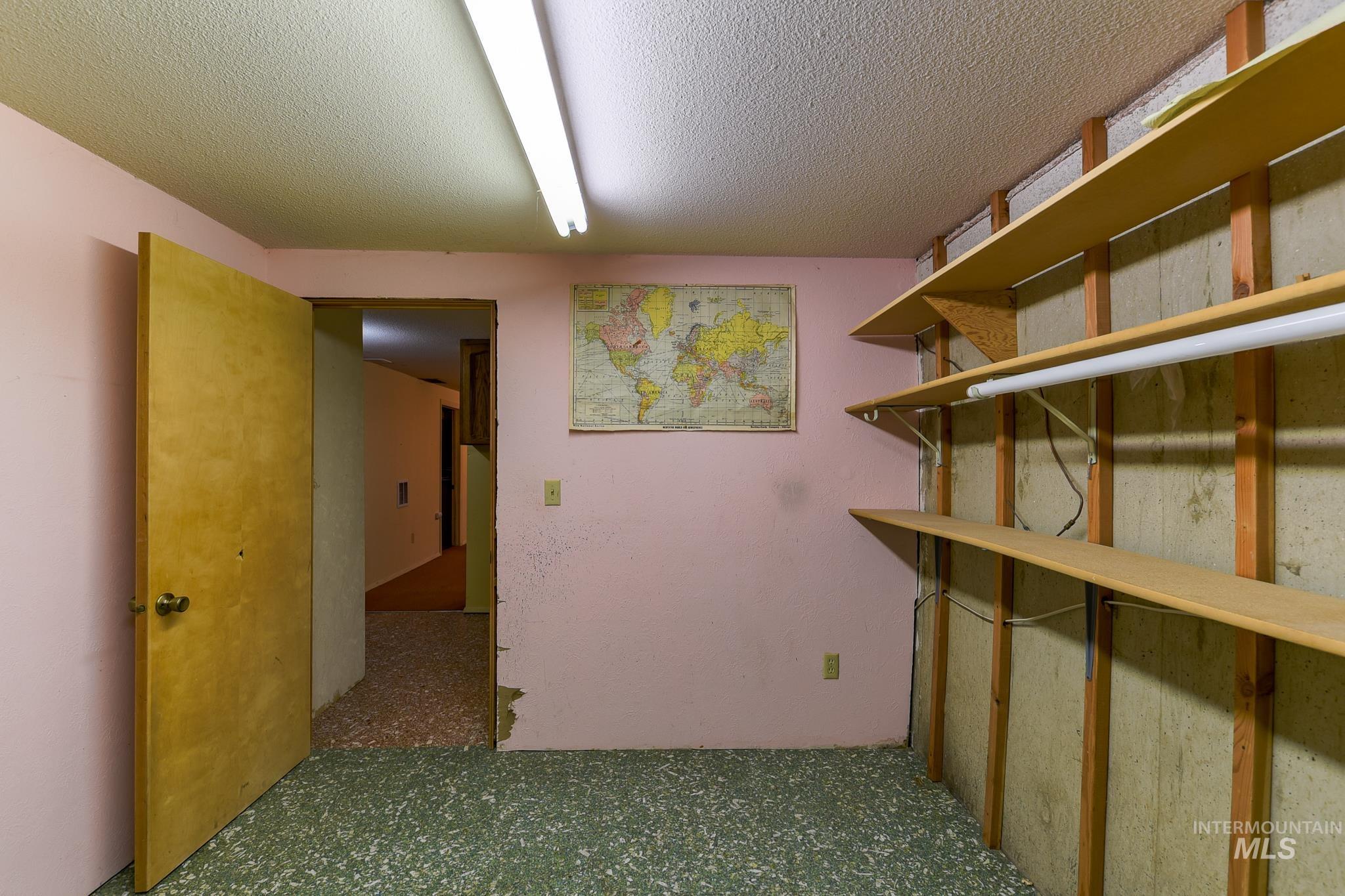 1829 Powers Ave., Lewiston, Idaho 83501, 3 Bedrooms, 2 Bathrooms, Residential For Sale, Price $319,000,MLS 98999611
