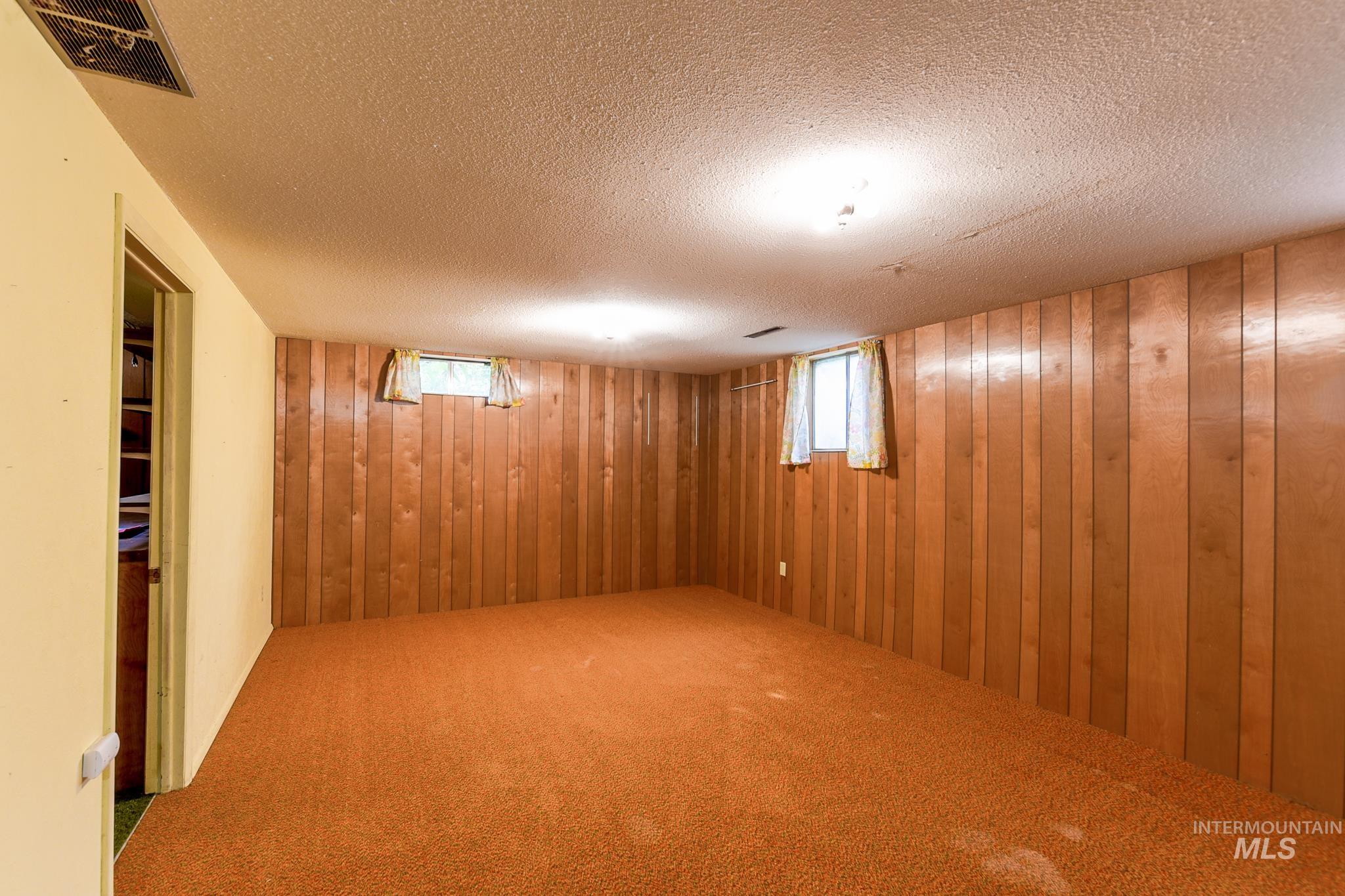 1829 Powers Ave., Lewiston, Idaho 83501, 3 Bedrooms, 2 Bathrooms, Residential For Sale, Price $319,000,MLS 98999611