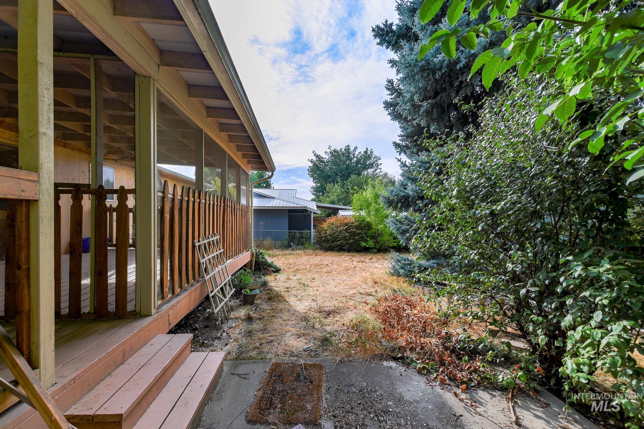 1829 Powers Ave., Lewiston, Idaho 83501, 3 Bedrooms, 2 Bathrooms, Residential For Sale, Price $319,000,MLS 98999611