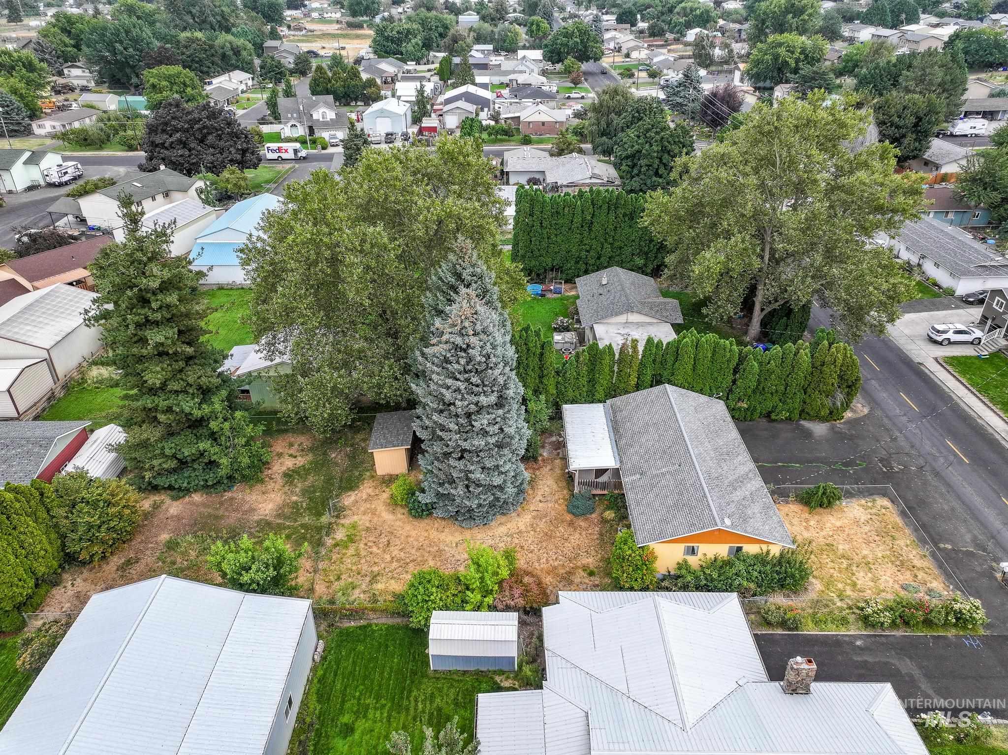 1829 Powers Ave., Lewiston, Idaho 83501, 3 Bedrooms, 2 Bathrooms, Residential For Sale, Price $319,000,MLS 98999611