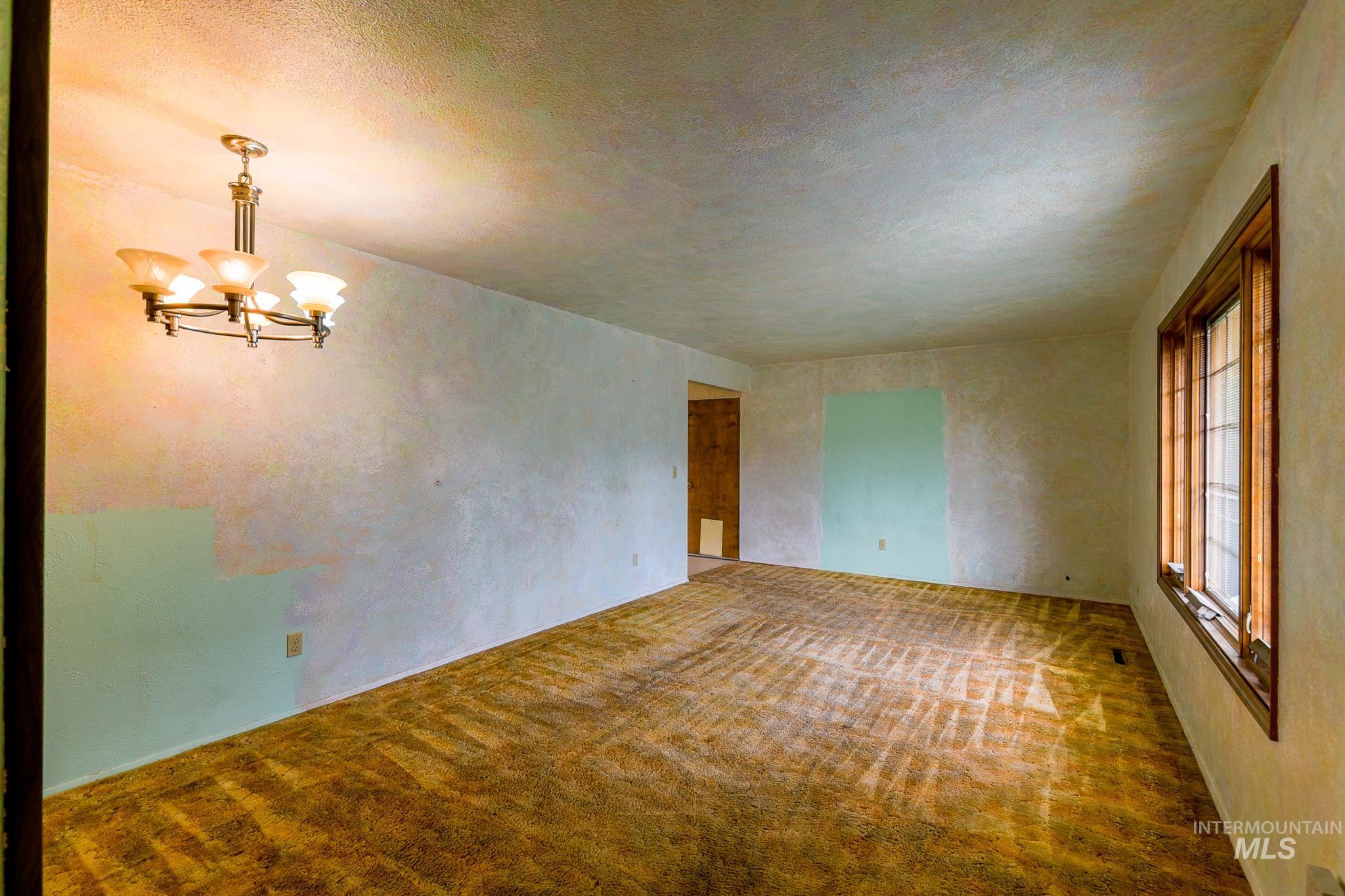 1829 Powers Ave., Lewiston, Idaho 83501, 3 Bedrooms, 2 Bathrooms, Residential For Sale, Price $319,000,MLS 98999611