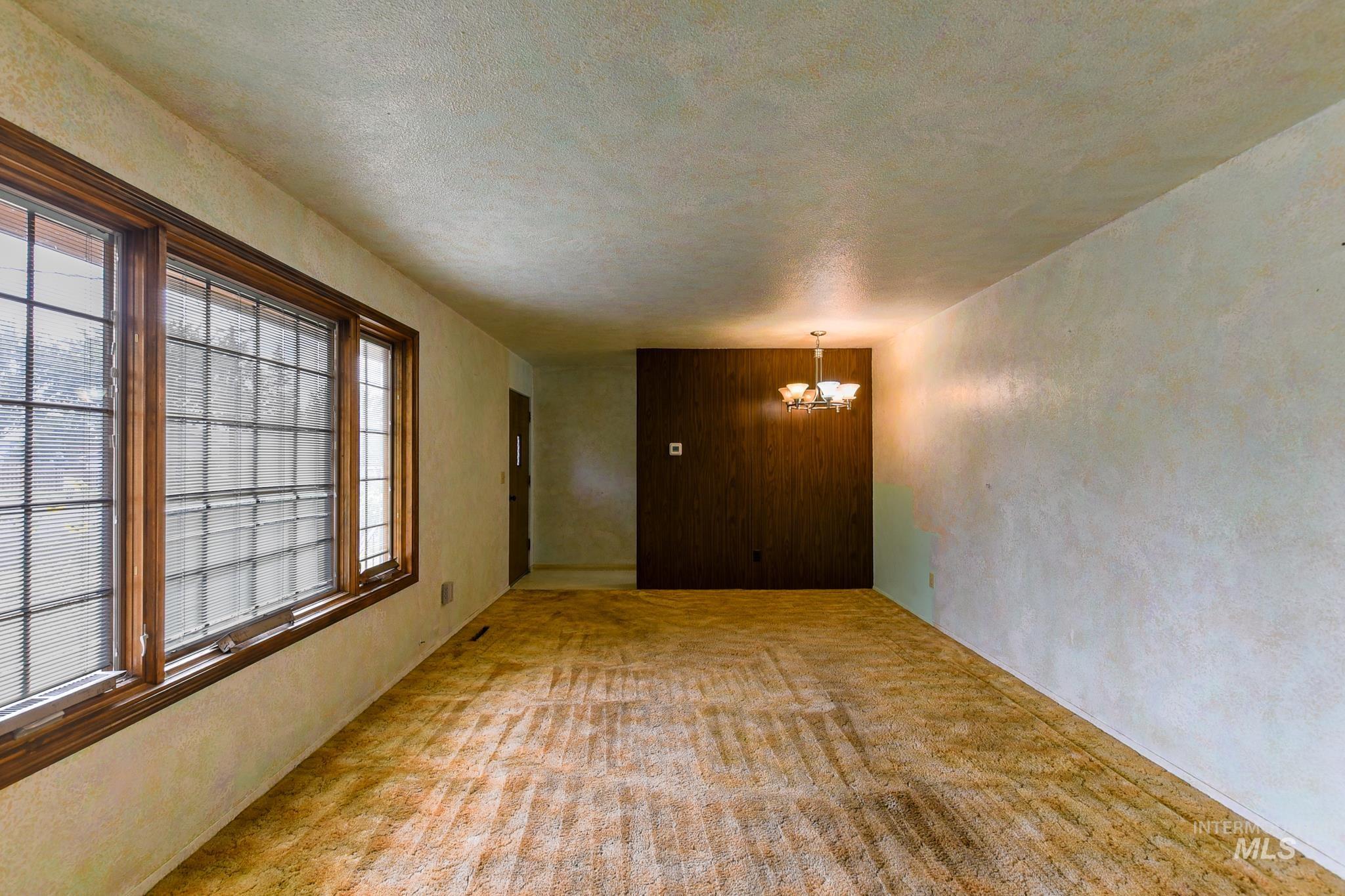 1829 Powers Ave., Lewiston, Idaho 83501, 3 Bedrooms, 2 Bathrooms, Residential For Sale, Price $319,000,MLS 98999611