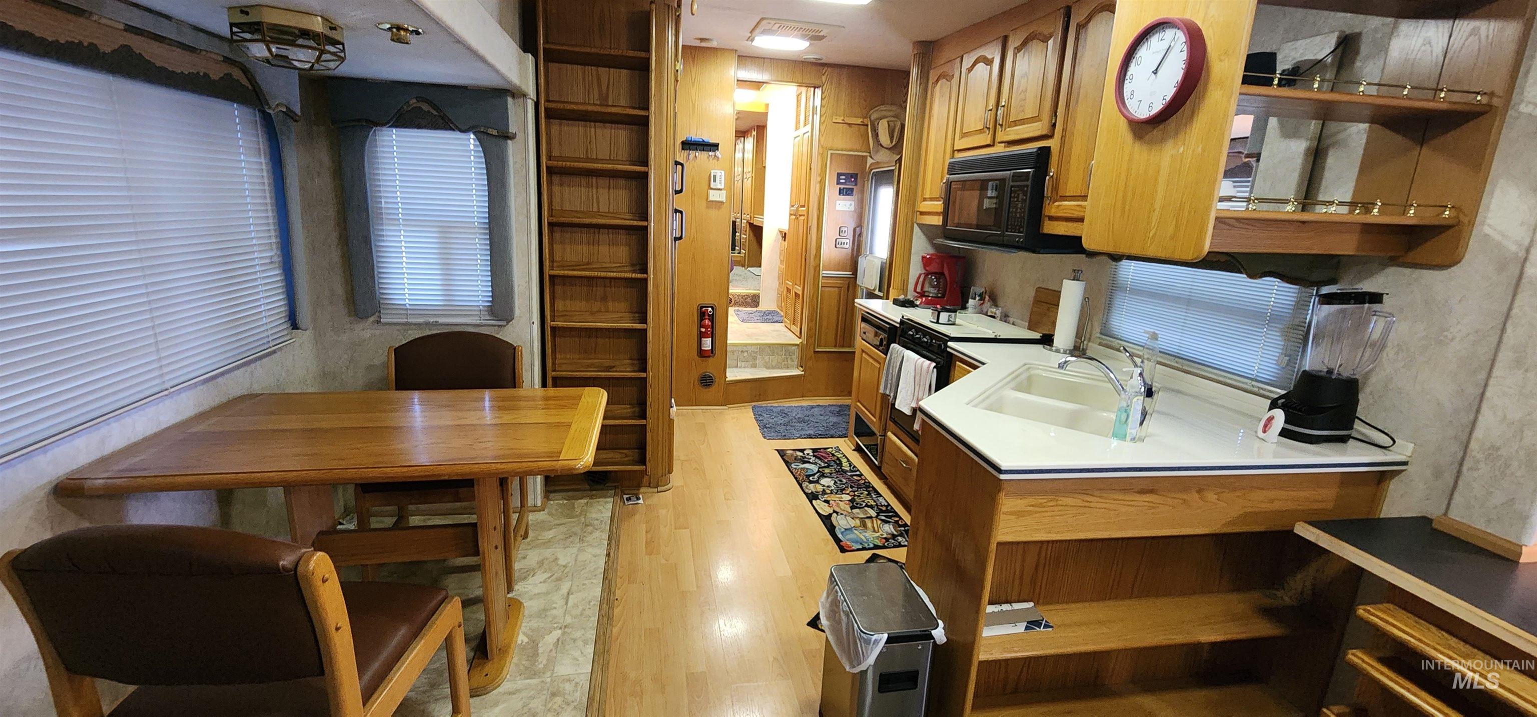 102 Chief Lawyer St, Kamiah, Idaho 83536, 1 Bedroom, 1 Bathroom, Residential For Sale, Price $87,900, 98999613