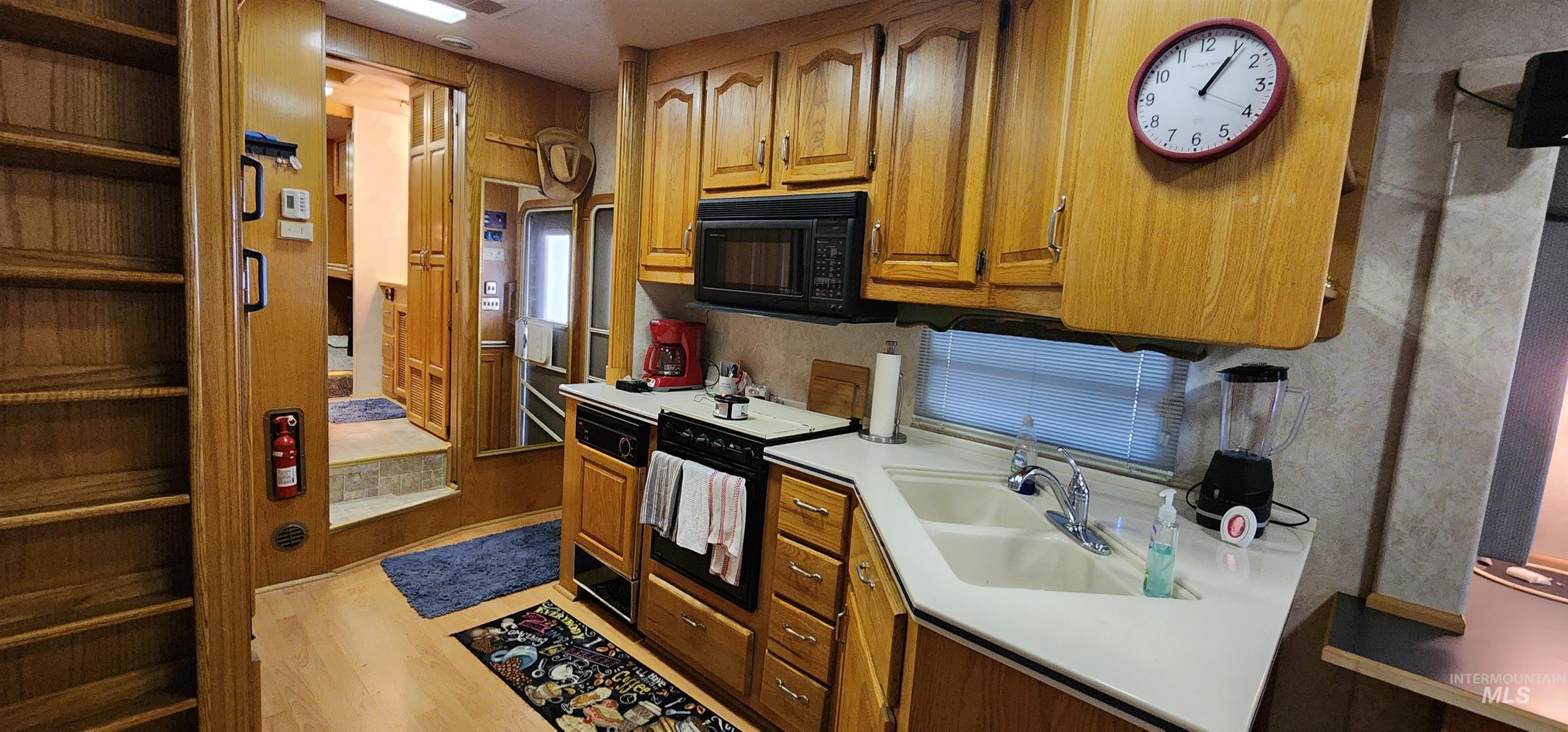 102 Chief Lawyer St, Kamiah, Idaho 83536, 1 Bedroom, 1 Bathroom, Residential For Sale, Price $87,900, 98999613