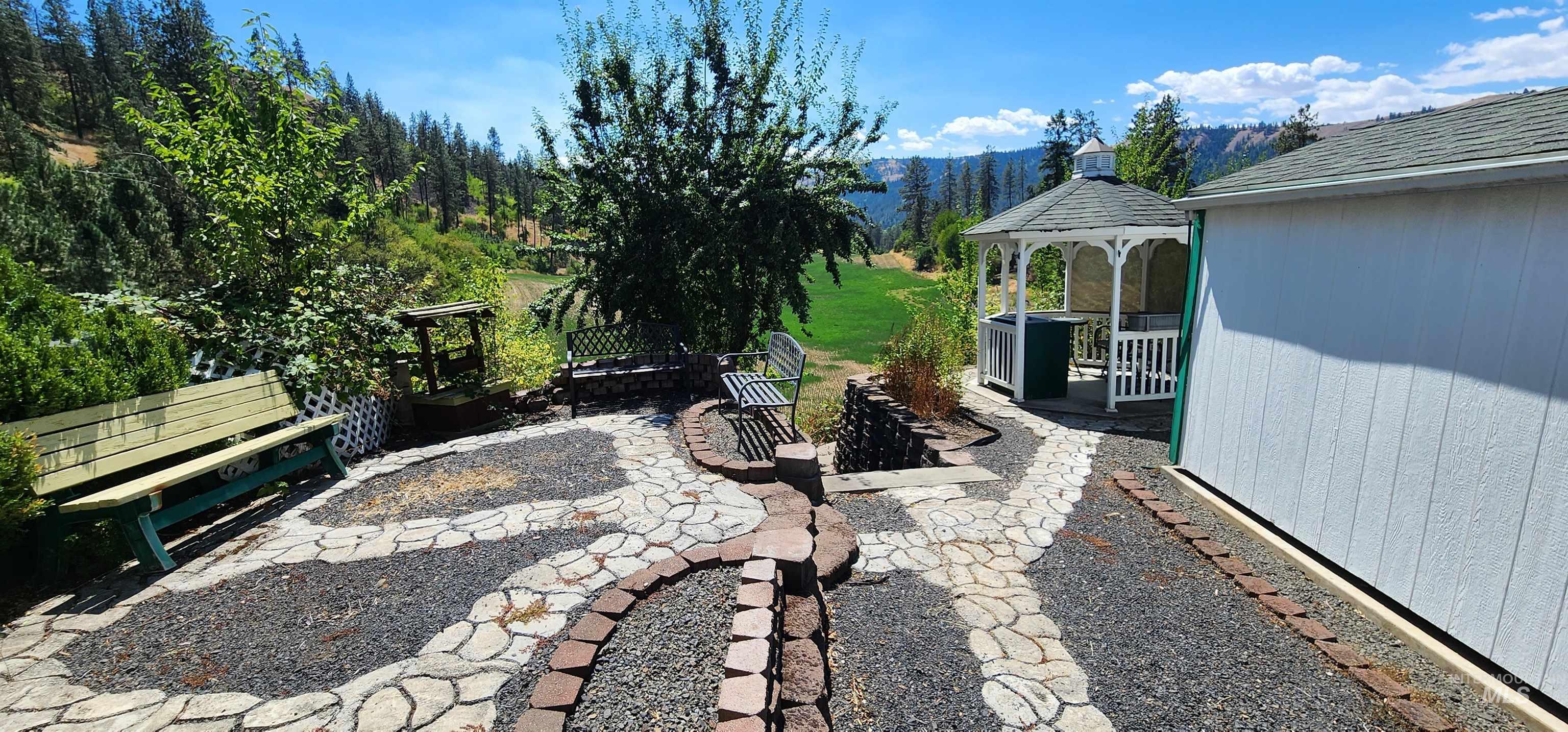 102 Chief Lawyer St, Kamiah, Idaho 83536, 1 Bedroom, 1 Bathroom, Residential For Sale, Price $87,900, 98999613