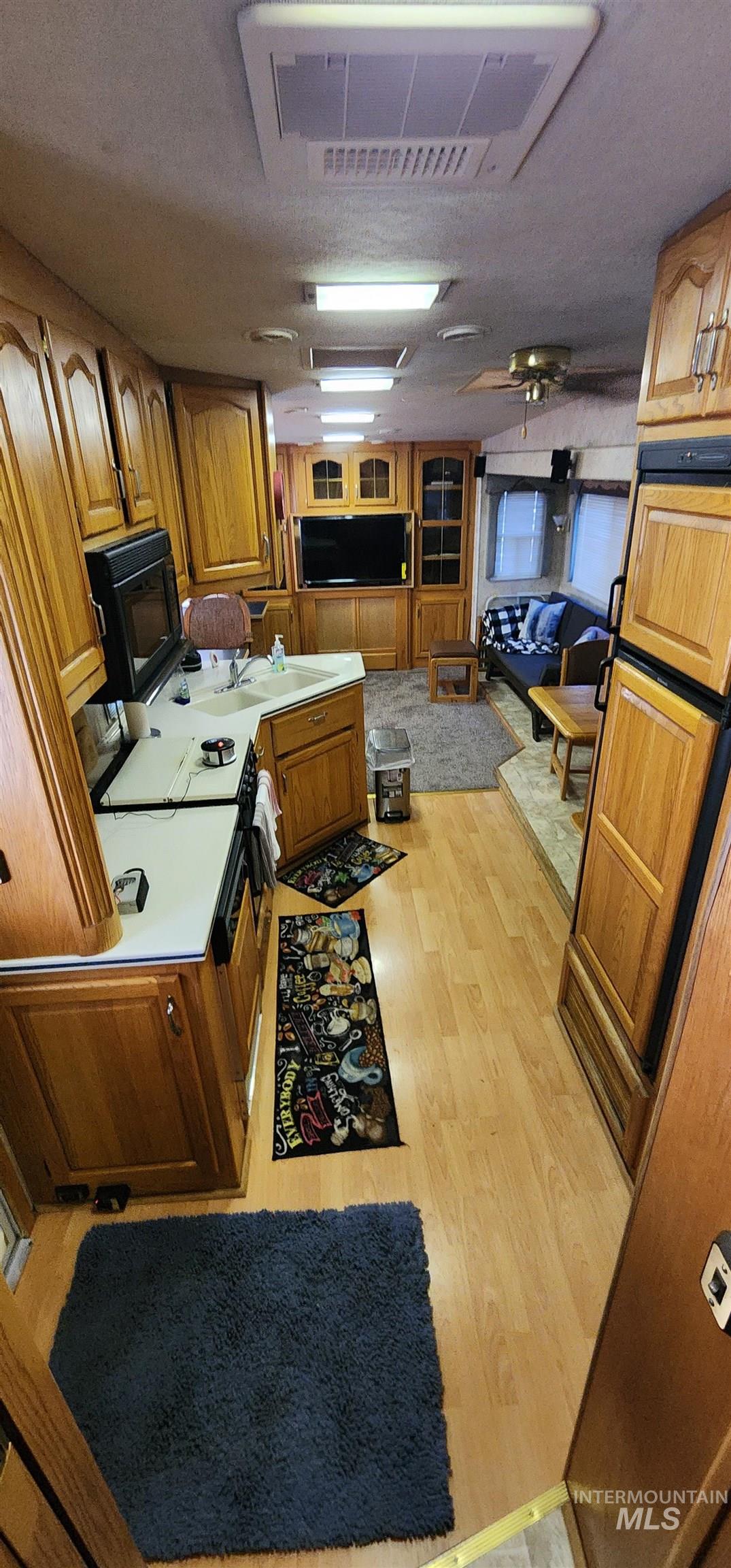 102 Chief Lawyer St, Kamiah, Idaho 83536, 1 Bedroom, 1 Bathroom, Residential For Sale, Price $87,900, 98999613