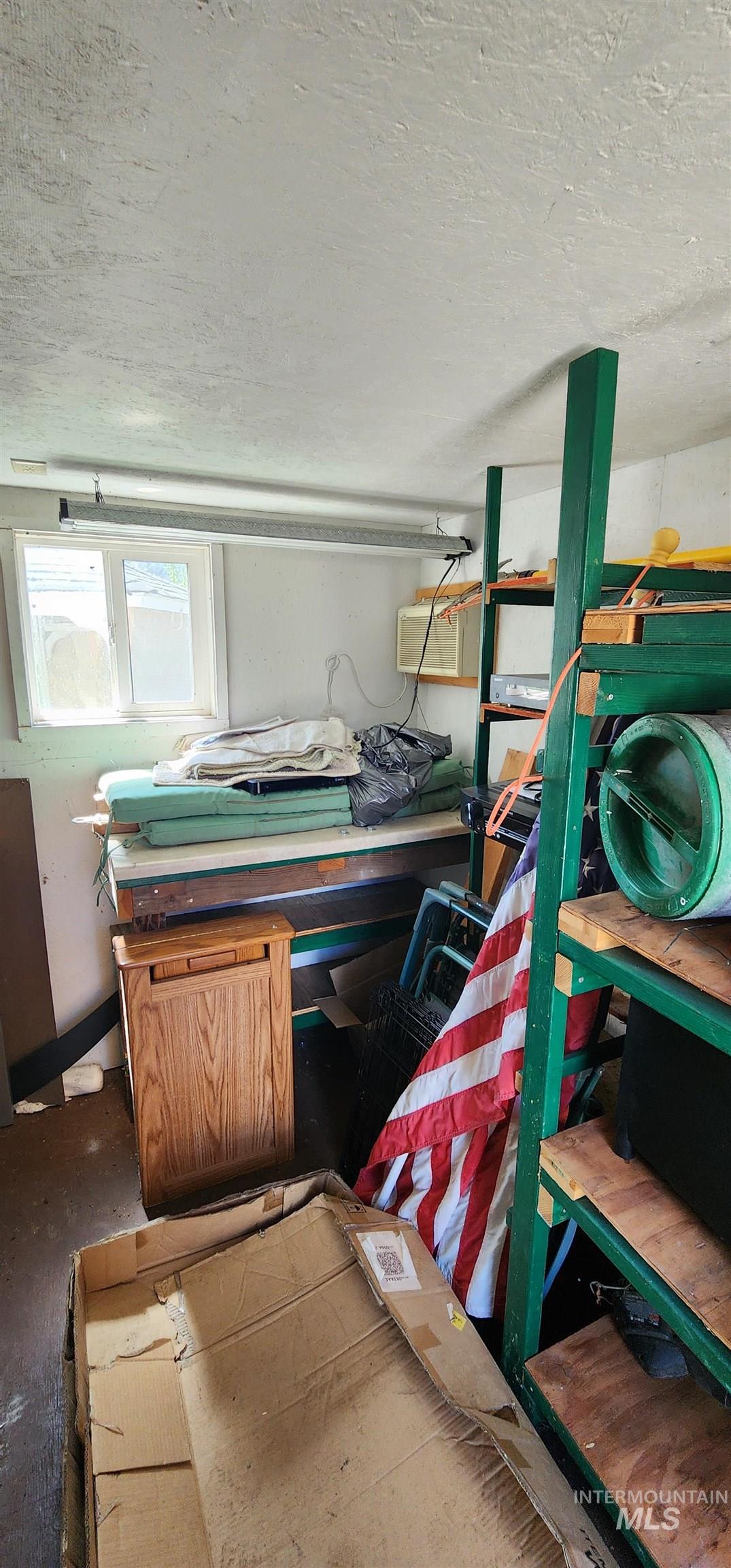 102 Chief Lawyer St, Kamiah, Idaho 83536, 1 Bedroom, 1 Bathroom, Residential For Sale, Price $87,900, 98999613