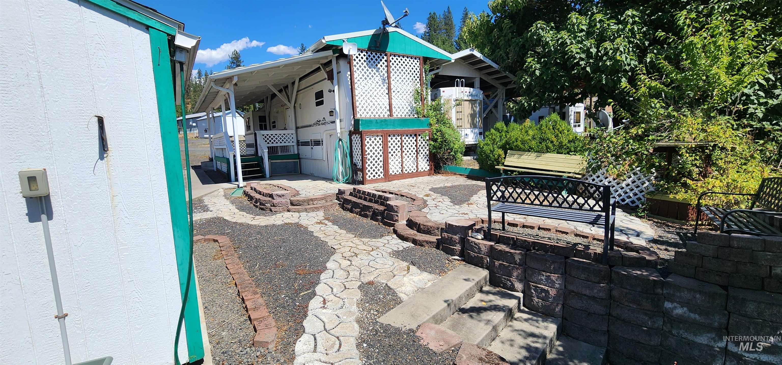 102 Chief Lawyer St, Kamiah, Idaho 83536, 1 Bedroom, 1 Bathroom, Residential For Sale, Price $87,900, 98999613
