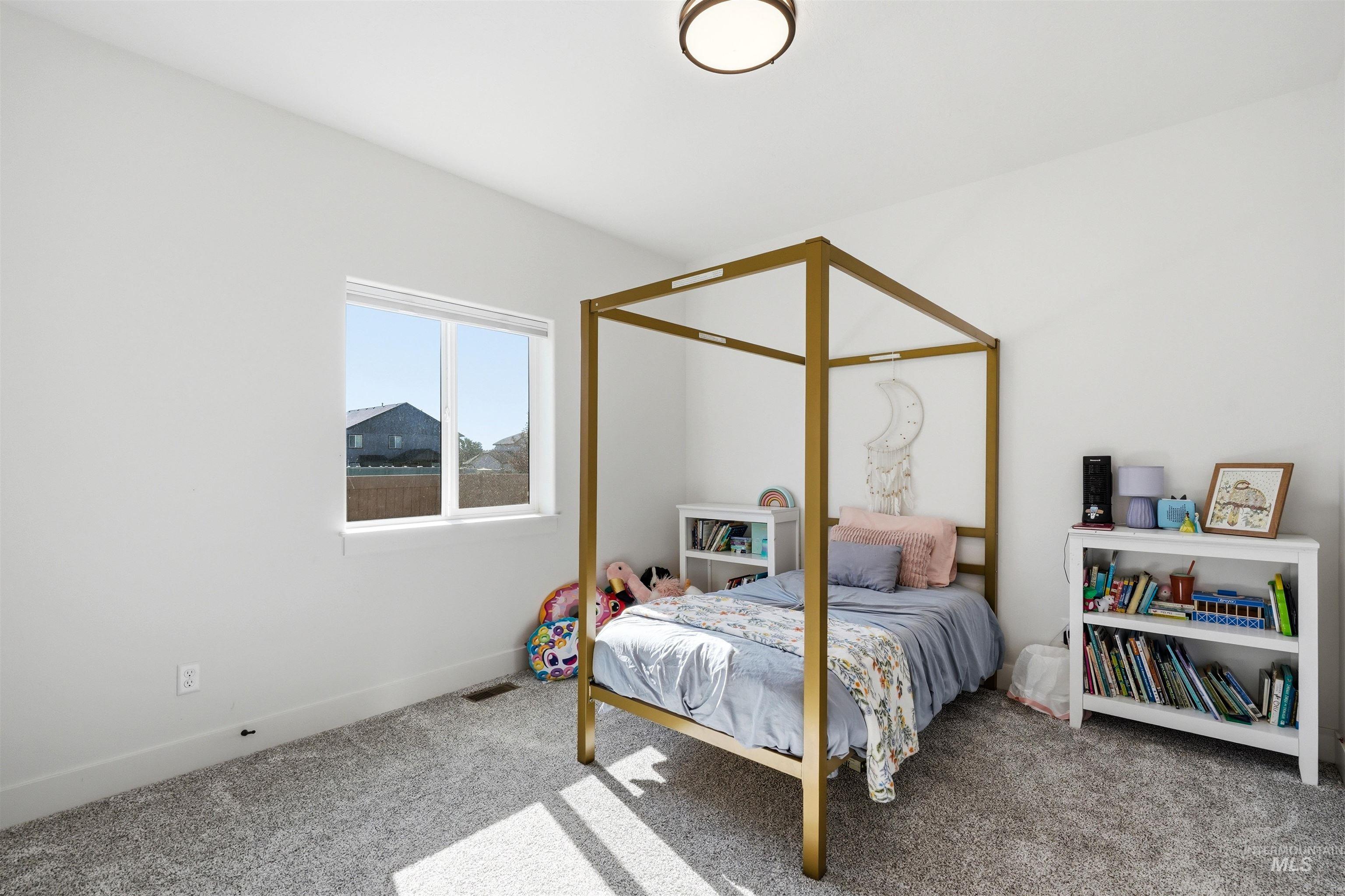 229 W Moray St, Middleton, Idaho 83644, 3 Bedrooms, 2.5 Bathrooms, Residential For Sale, Price $759,000,MLS 98999616