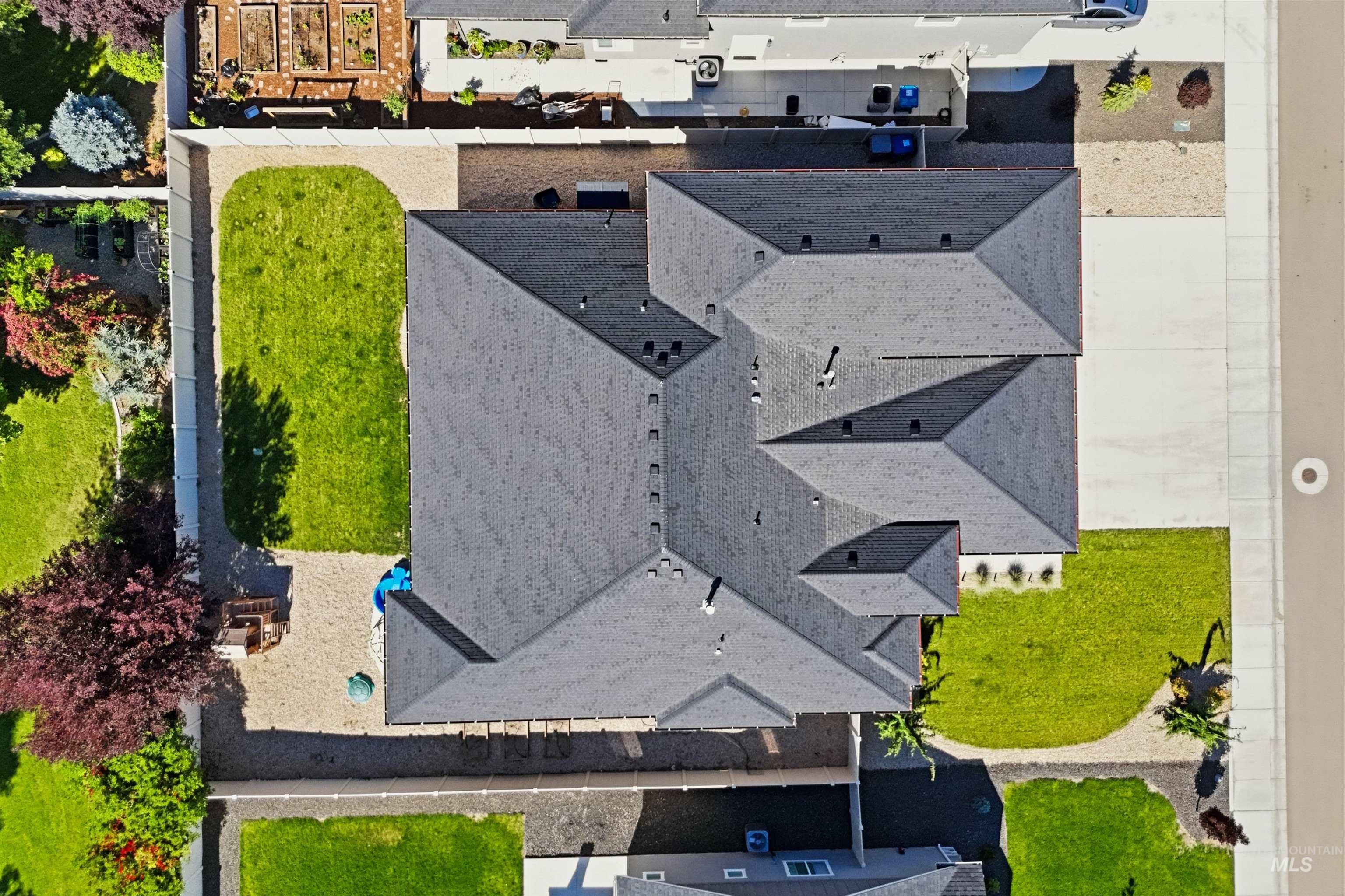 229 W Moray St, Middleton, Idaho 83644, 3 Bedrooms, 2.5 Bathrooms, Residential For Sale, Price $759,000,MLS 98999616
