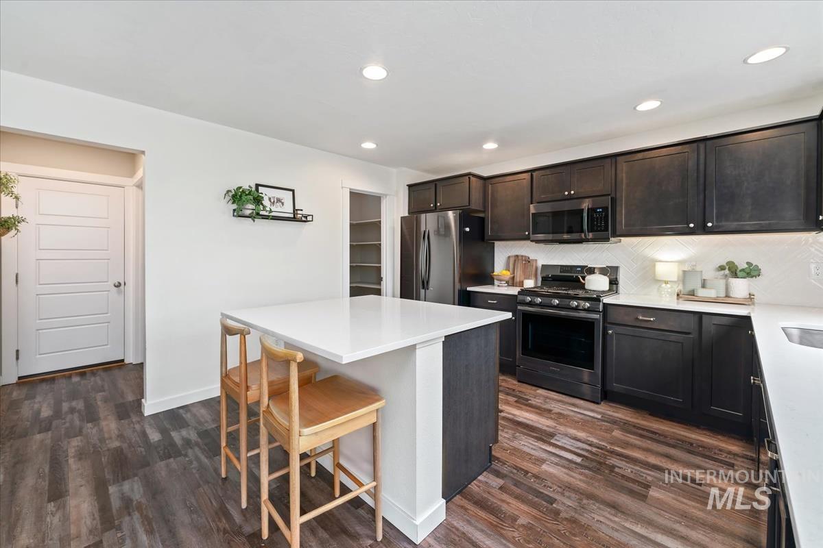 16923 N Lowerfield Loop, Nampa, Idaho 83687, 4 Bedrooms, 2.5 Bathrooms, Residential For Sale, Price $475,000,MLS 98999617